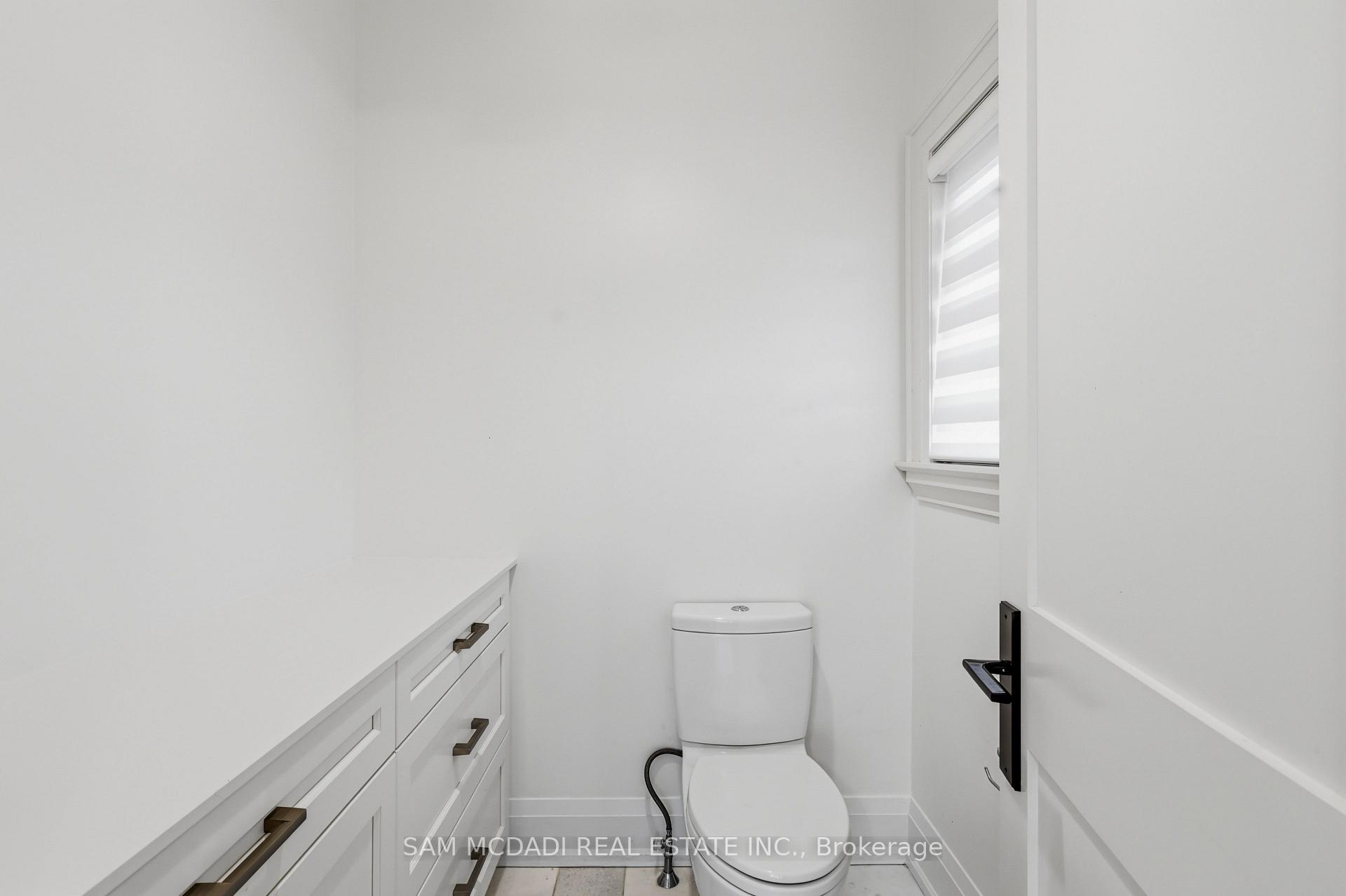 962 Fredonia Drive UPPER