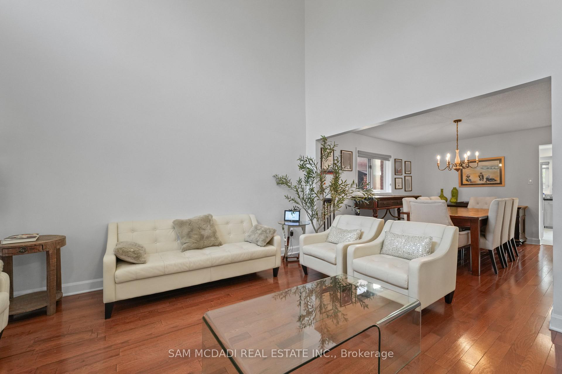 4778 Crystal Rose Drive