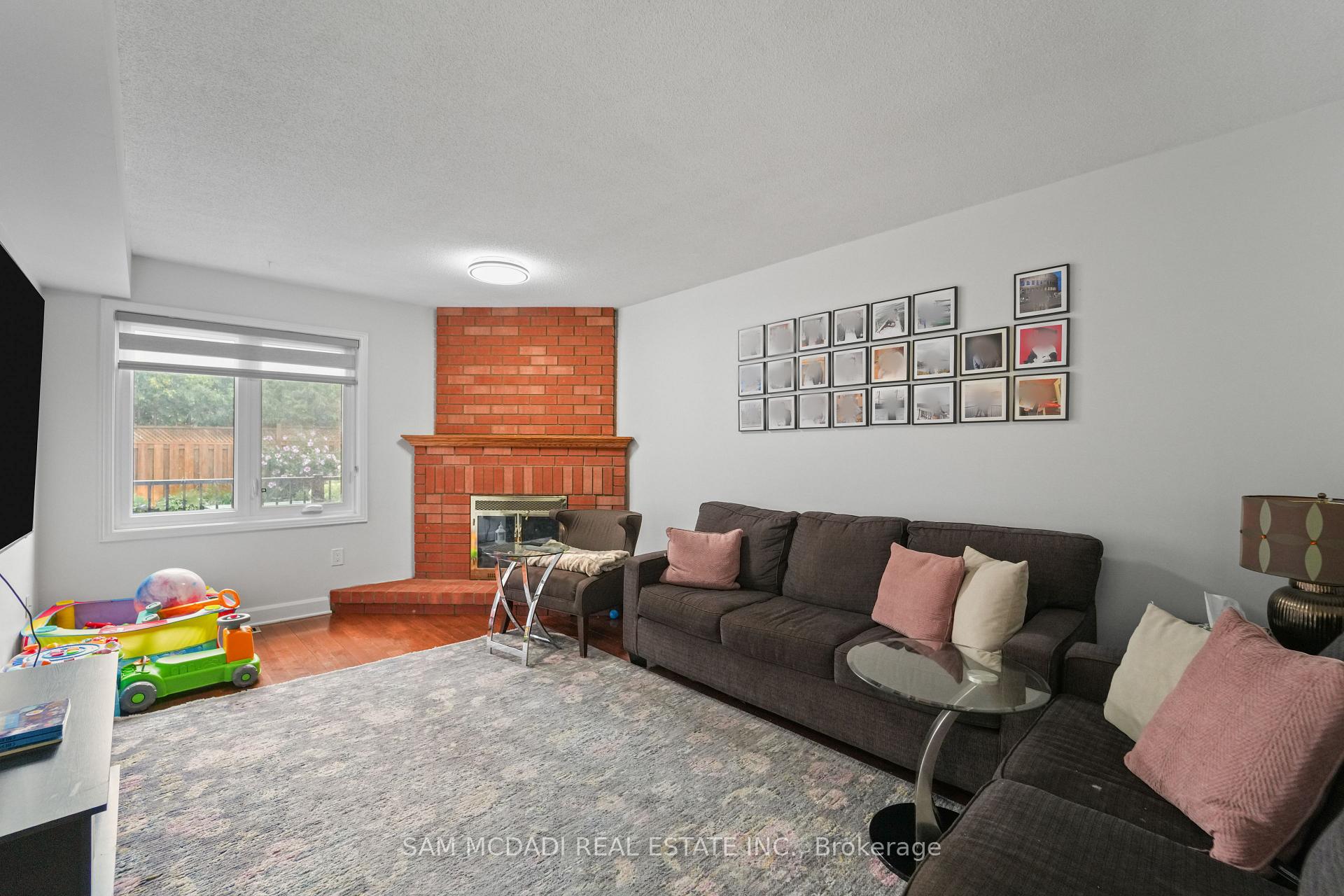 4778 Crystal Rose Drive