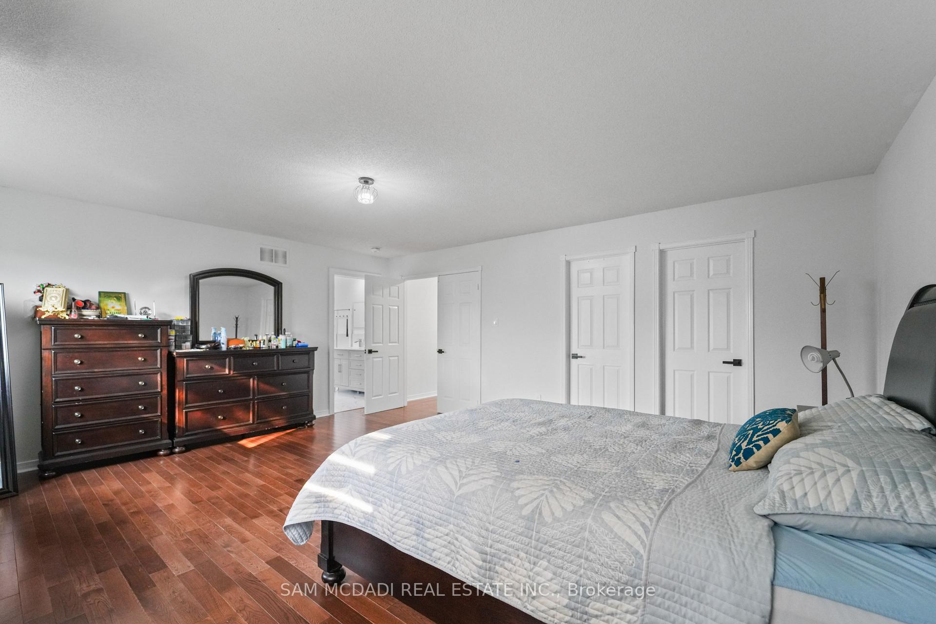 4778 Crystal Rose Drive