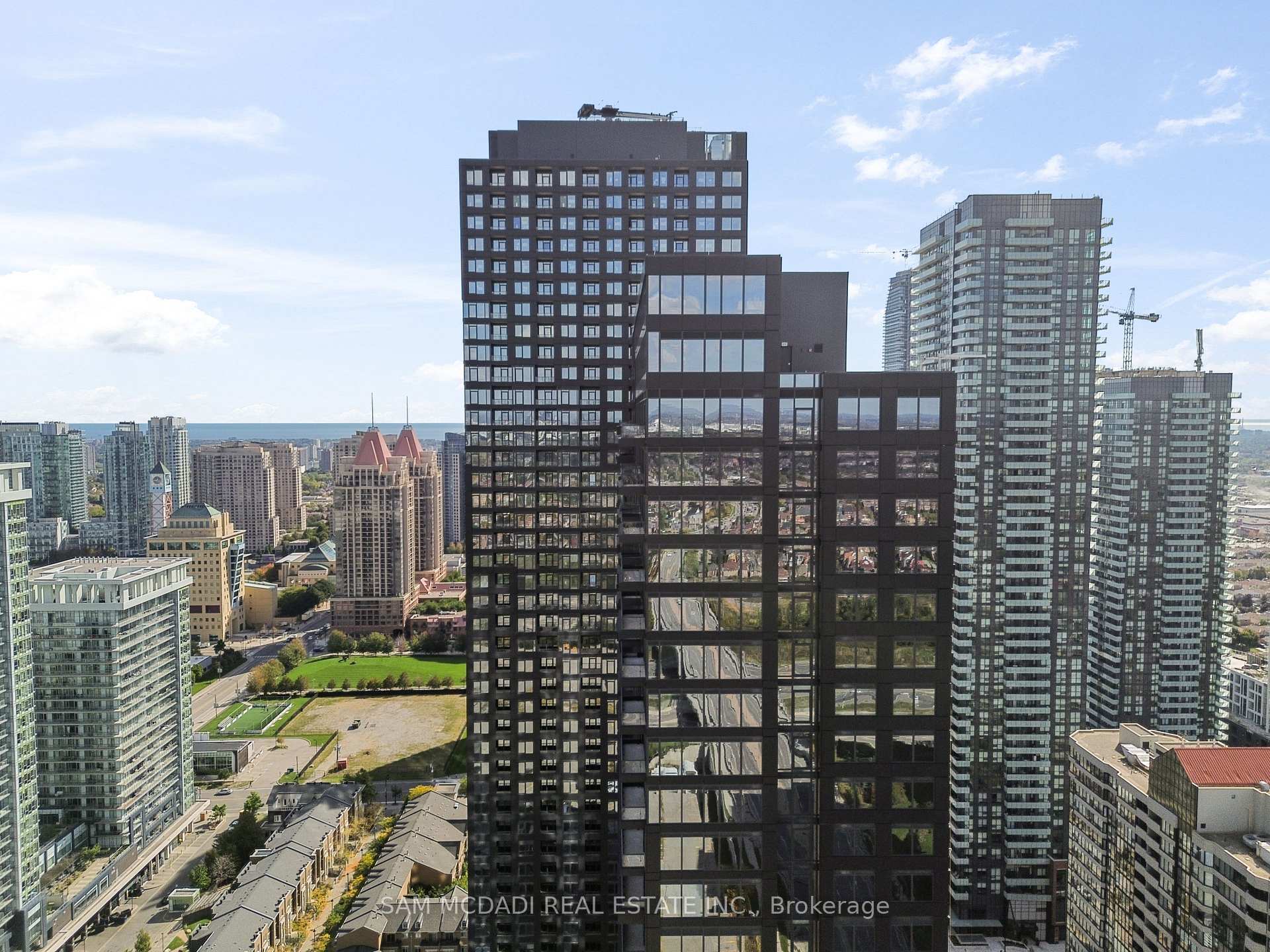 395 Square One Drive 3810