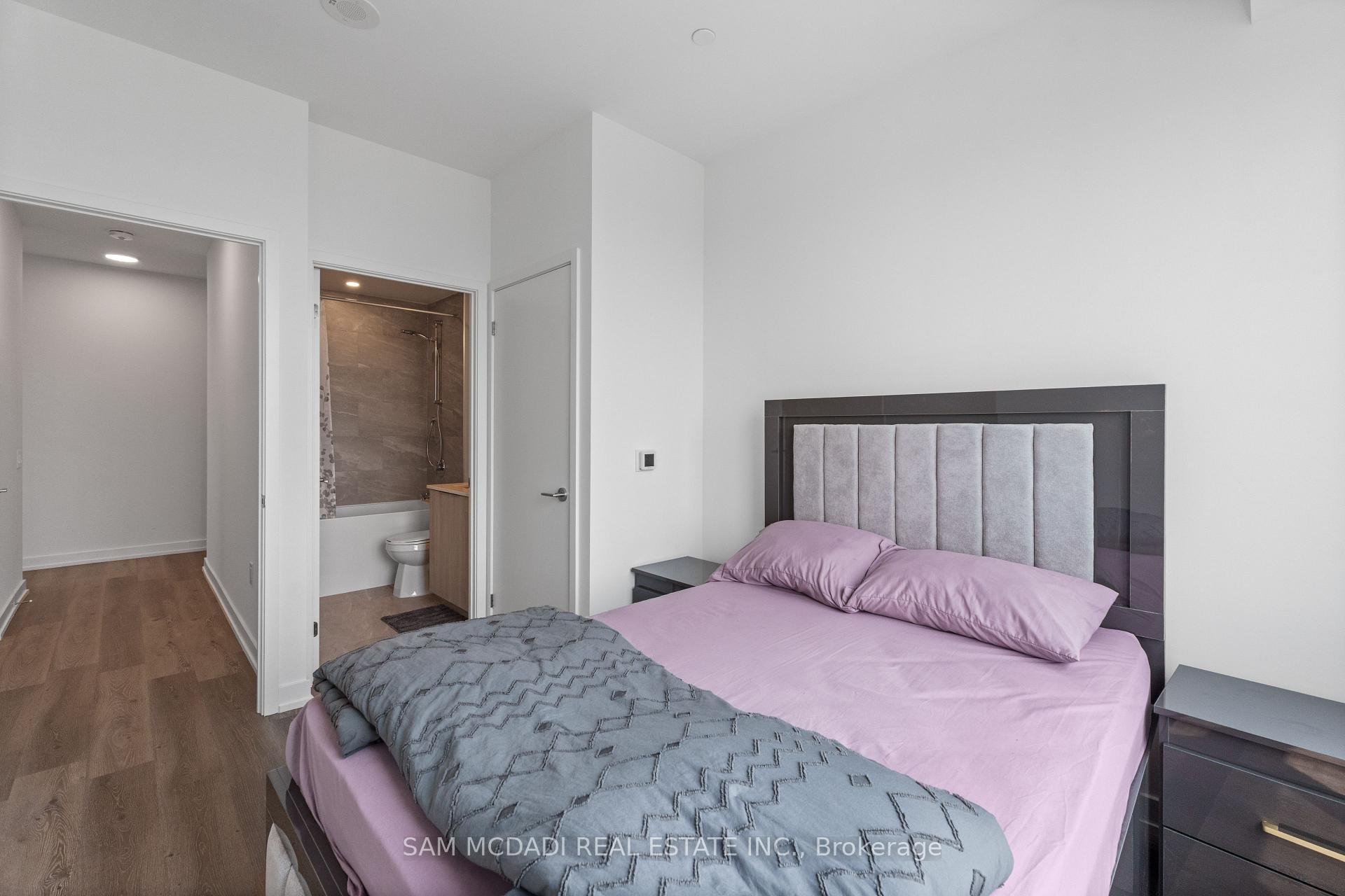 395 Square One Drive 3810