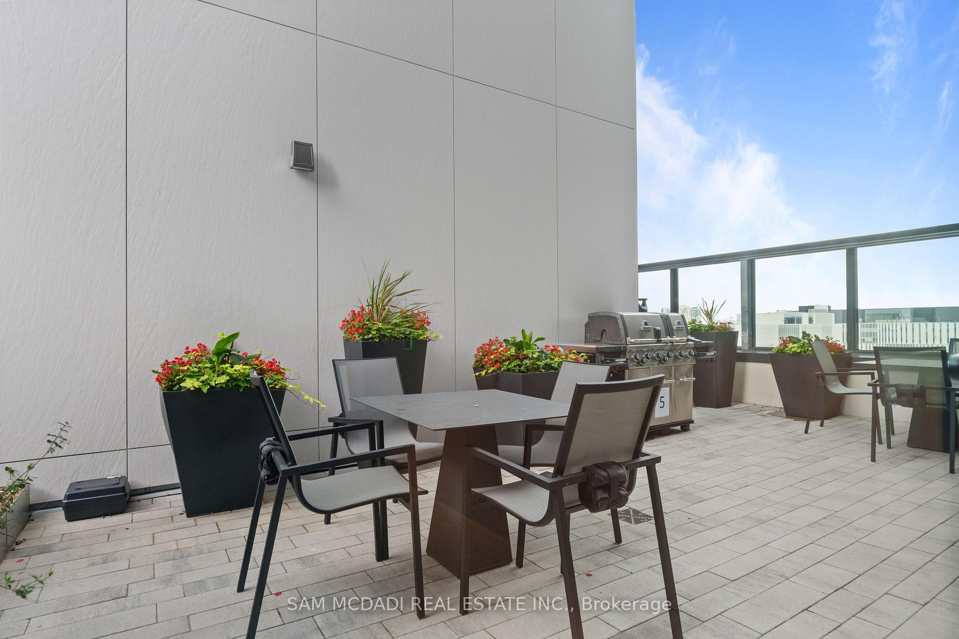 395 Square One Drive 3810