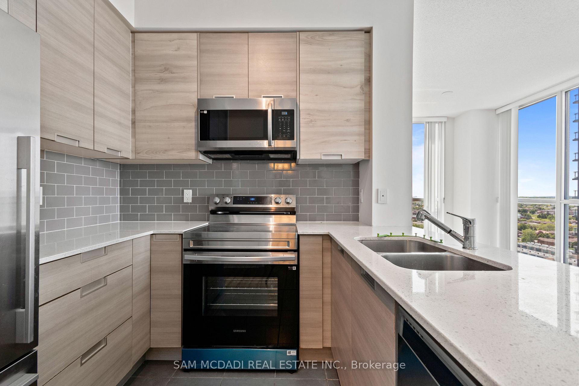 55 Eglinton Avenue W 1602