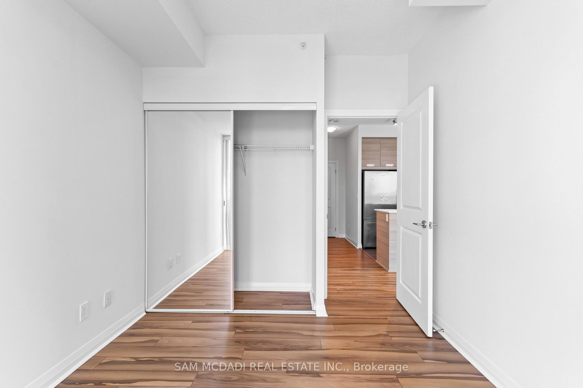 55 Eglinton Avenue W 1602