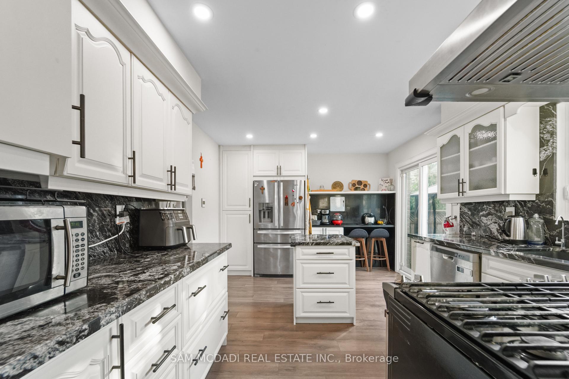6251 Saltmarsh Court