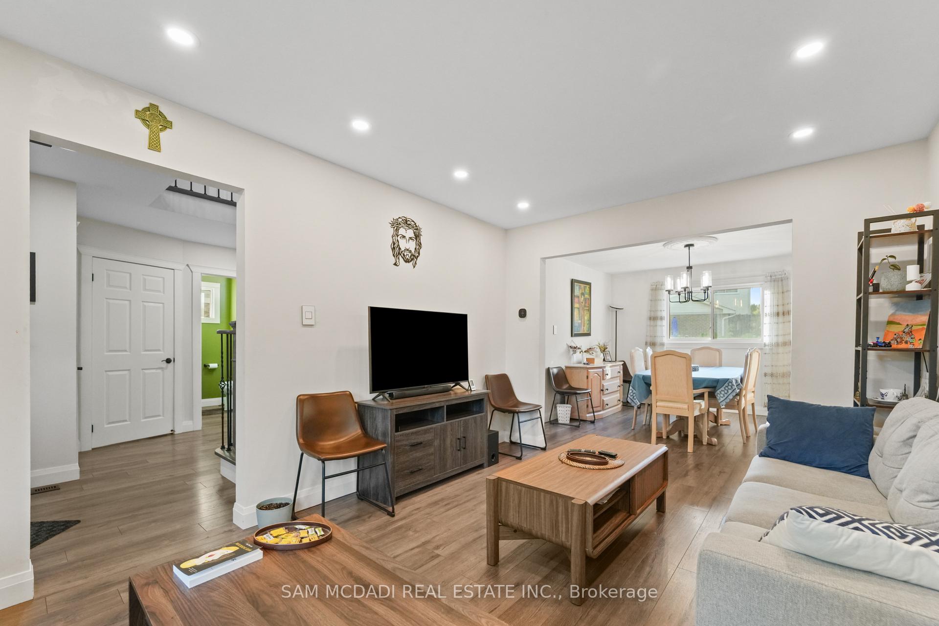 6251 Saltmarsh Court