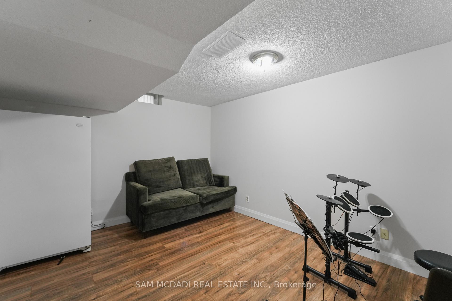 6251 Saltmarsh Court