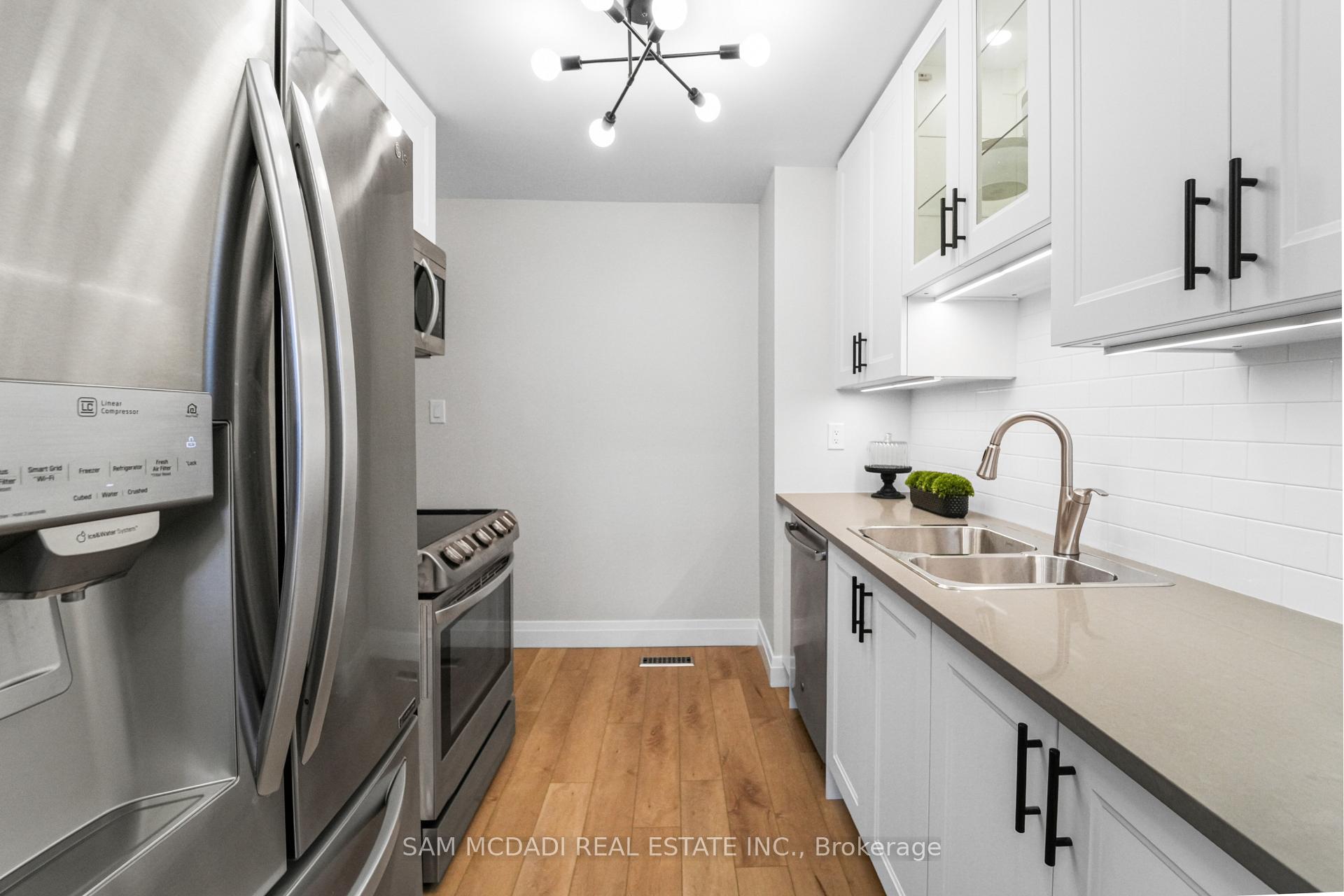400 Mississauga Valley Boulevard Unit: 157