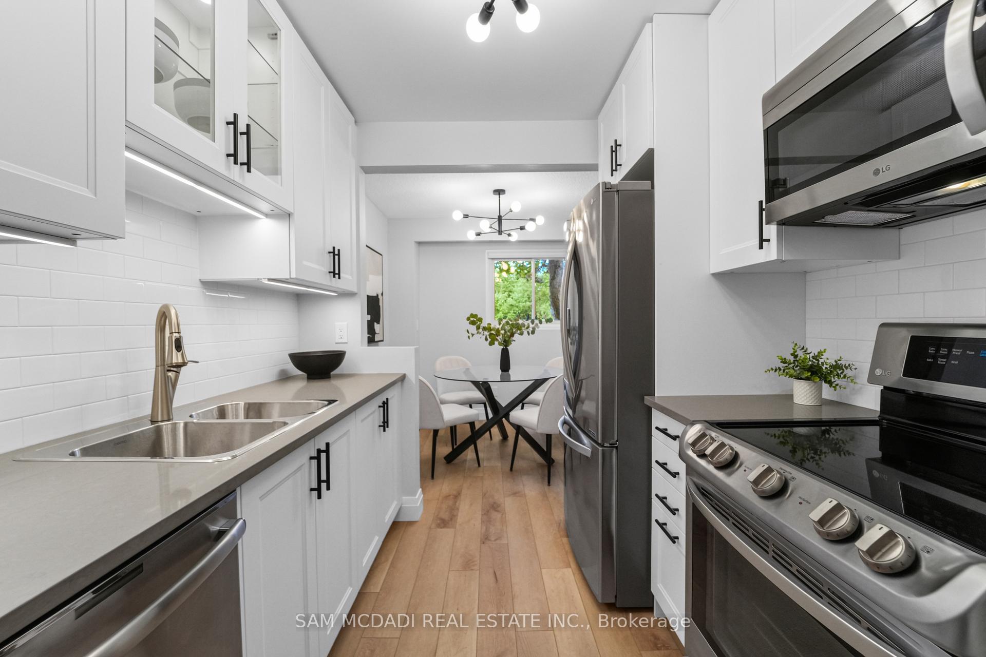 400 Mississauga Valley Boulevard Unit: 157