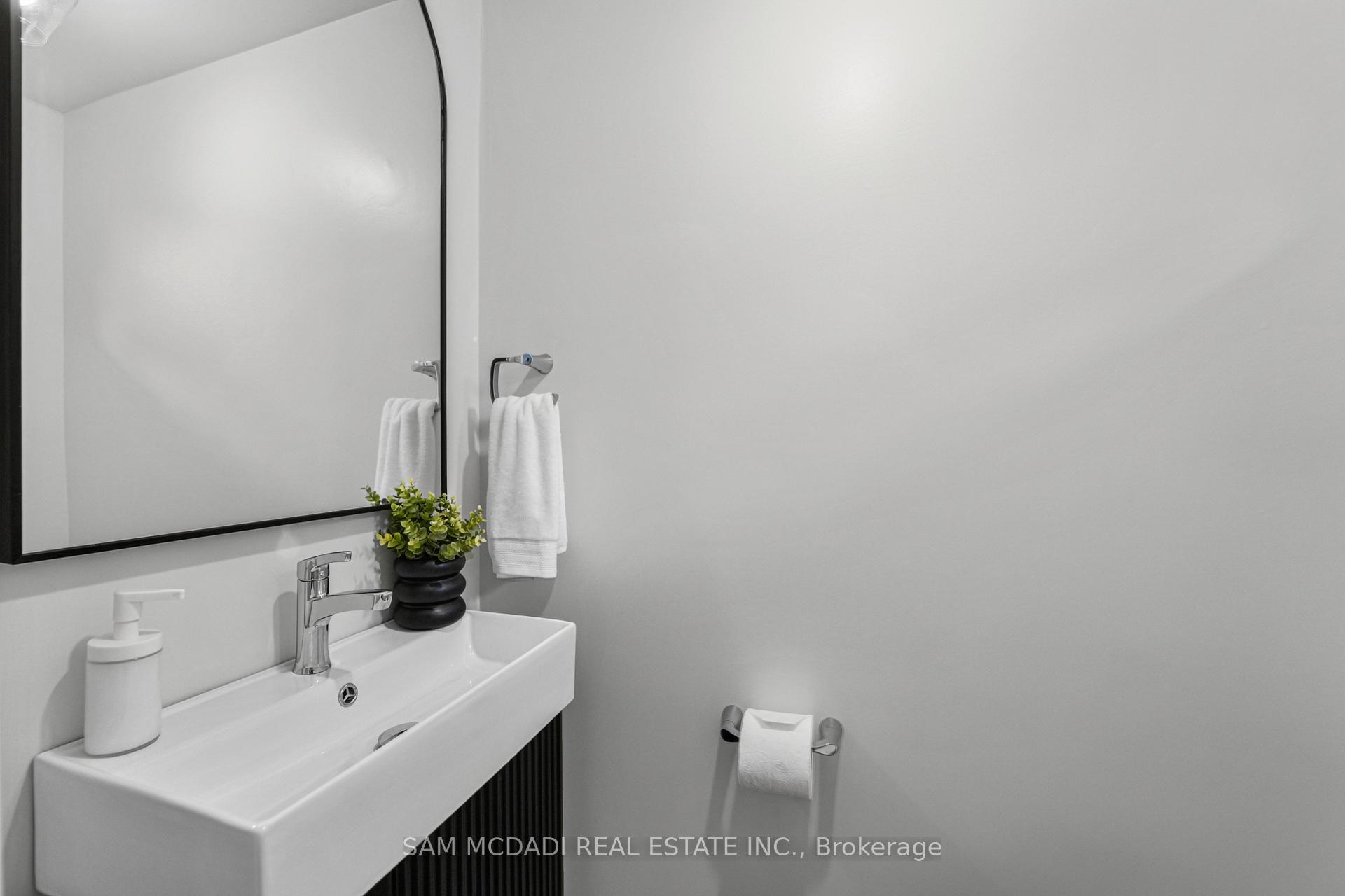400 Mississauga Valley Boulevard Unit: 157