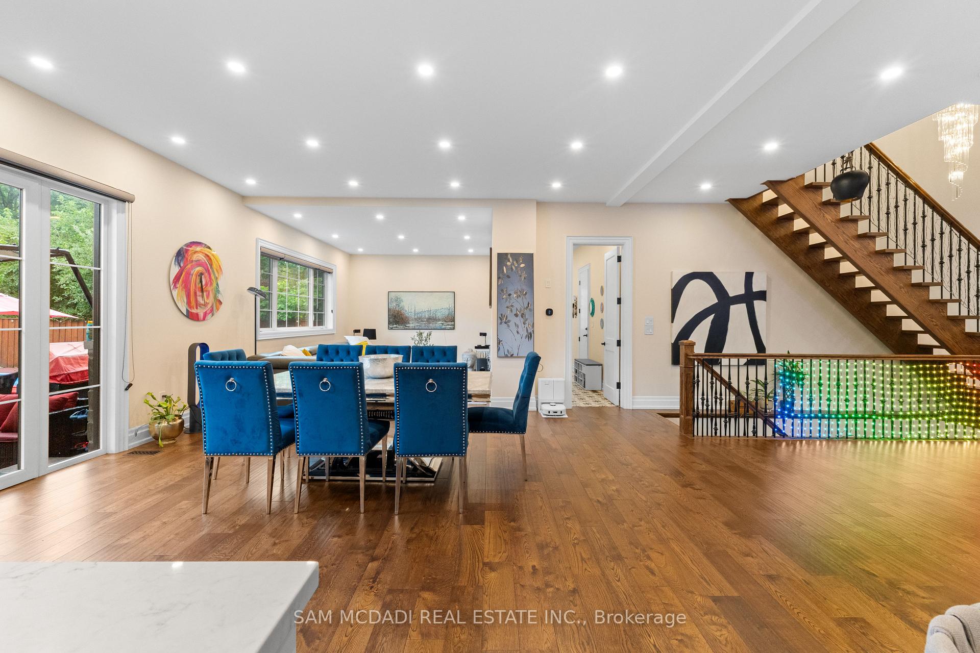 834 Edistel Crescent
