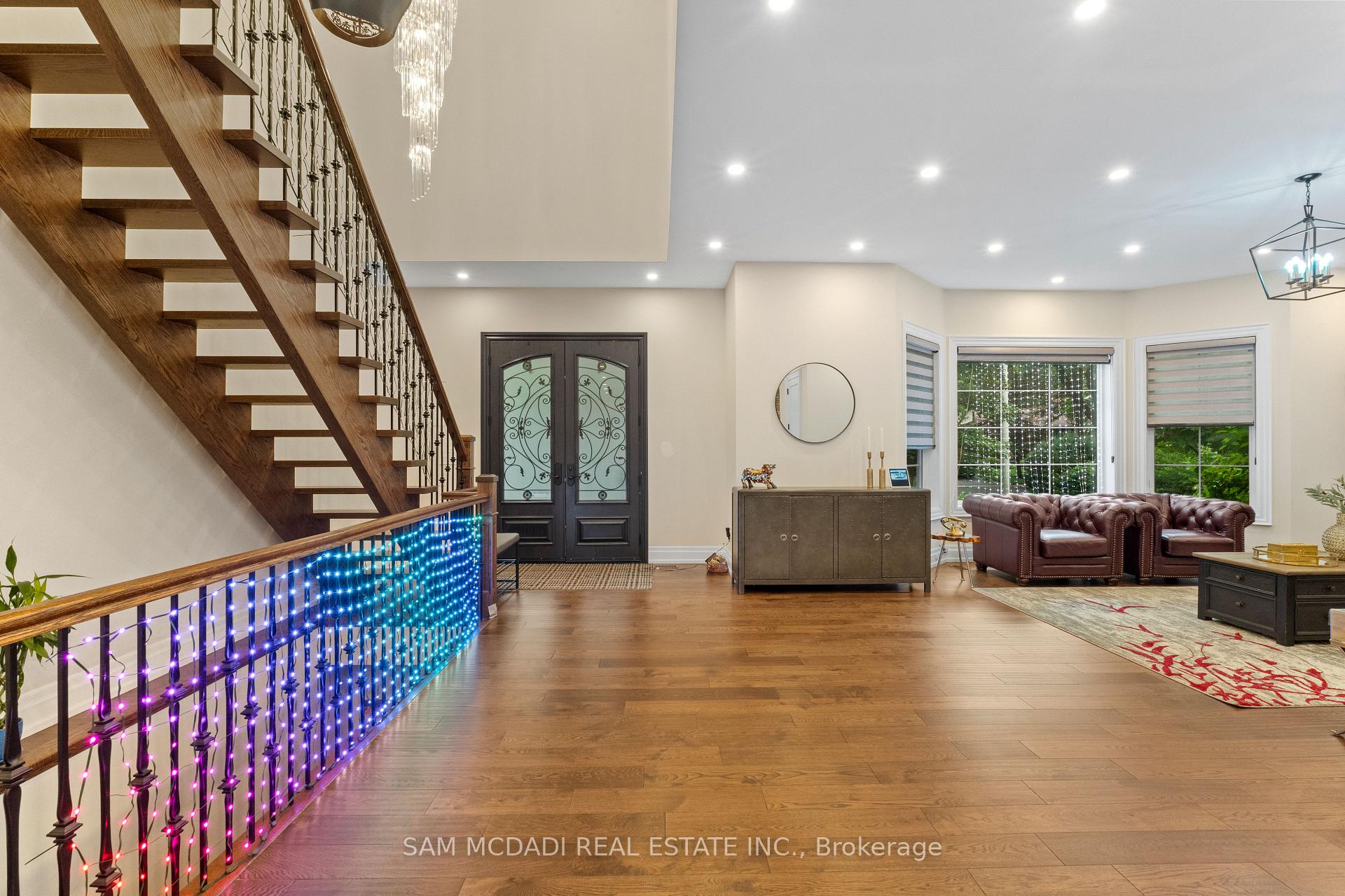 834 Edistel Crescent
