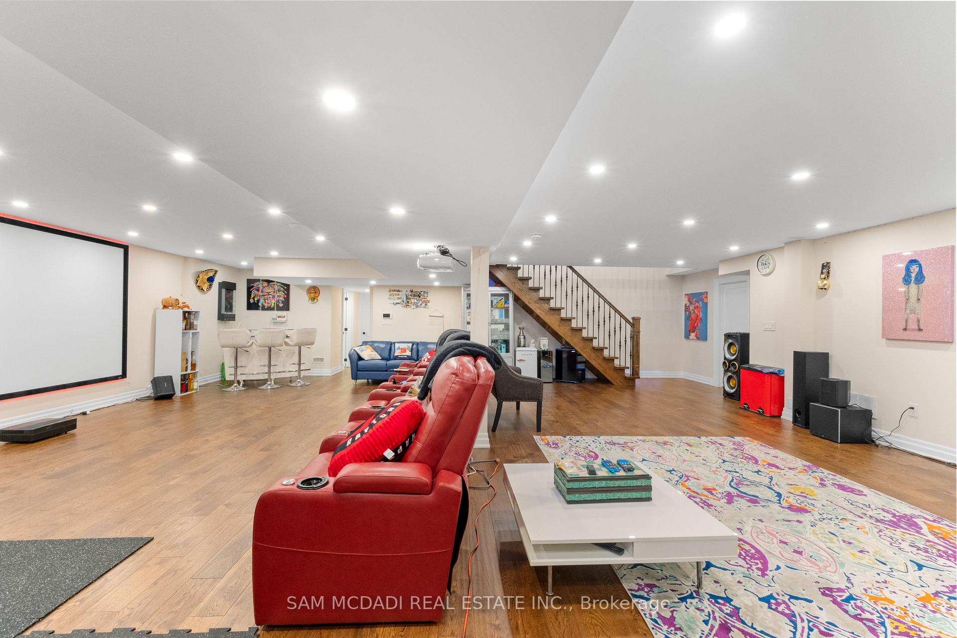 834 Edistel Crescent
