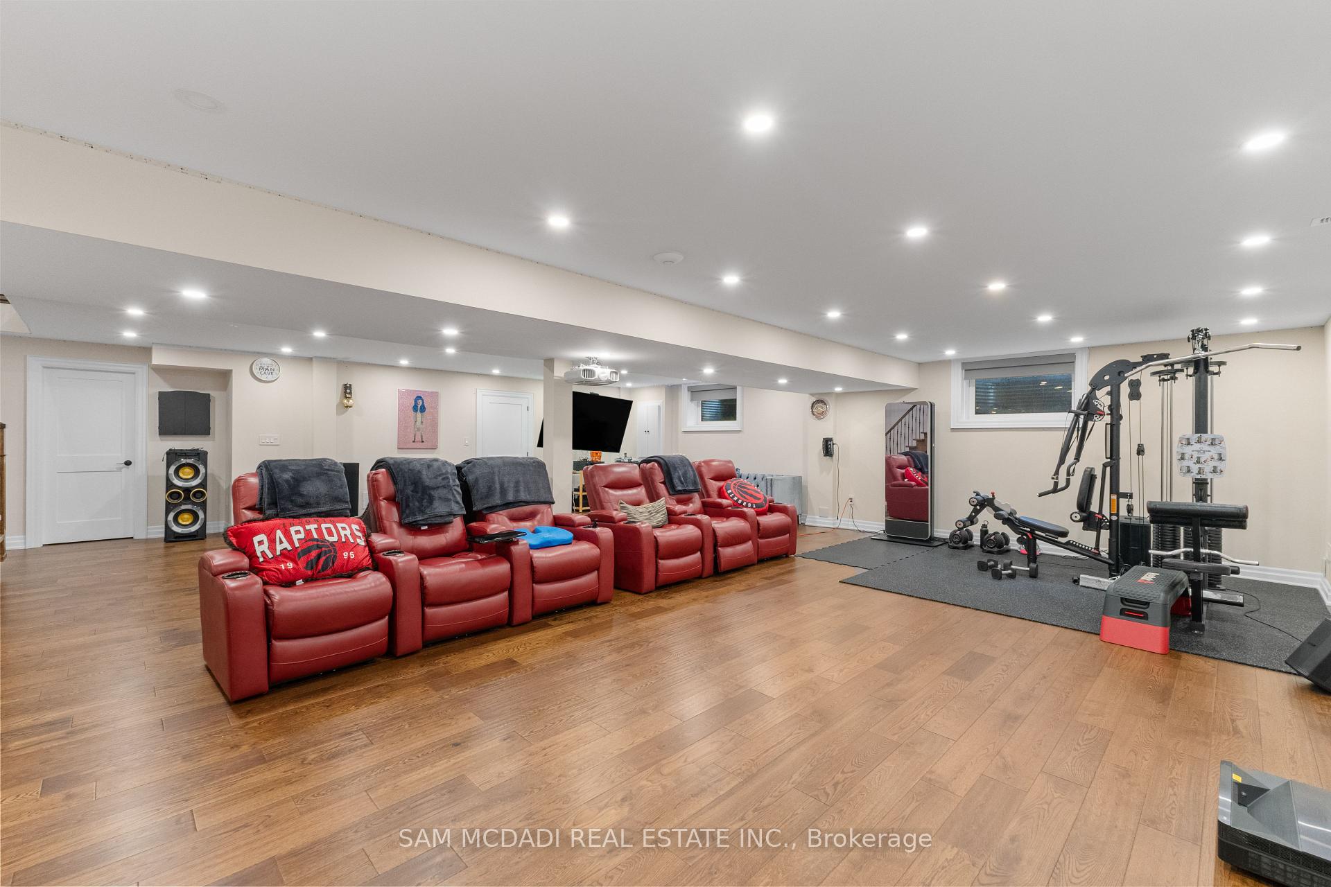 834 Edistel Crescent