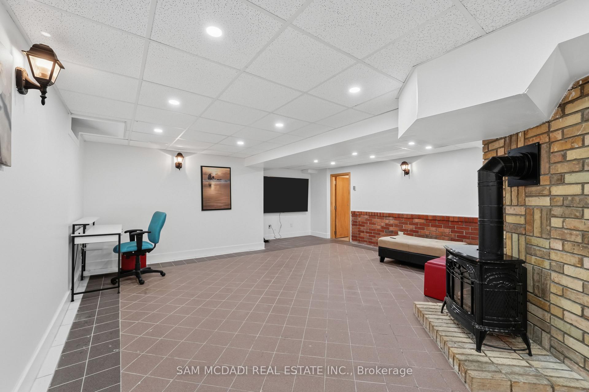3071 Bayberry Drive