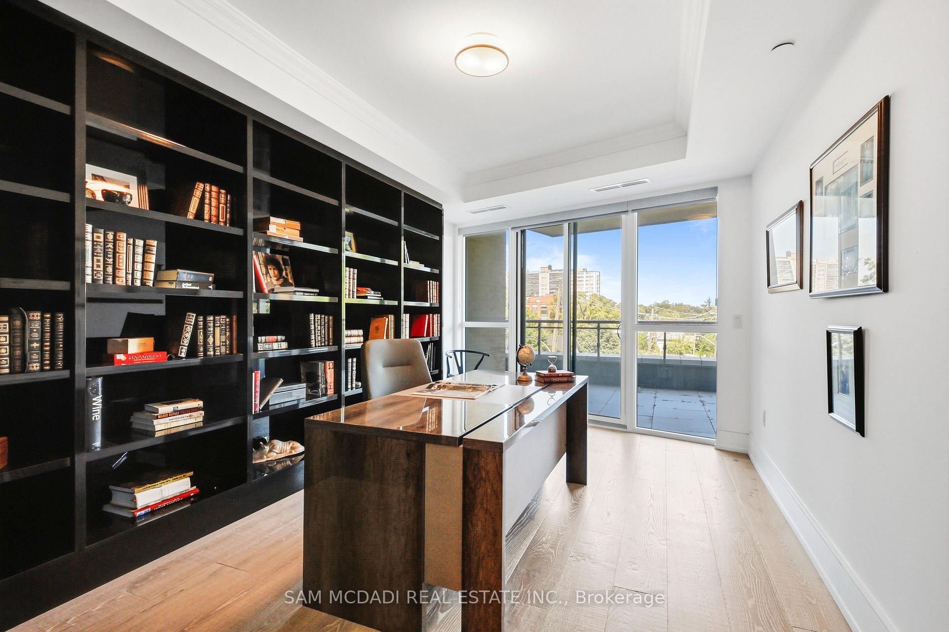 2060 Lakeshore Road 308