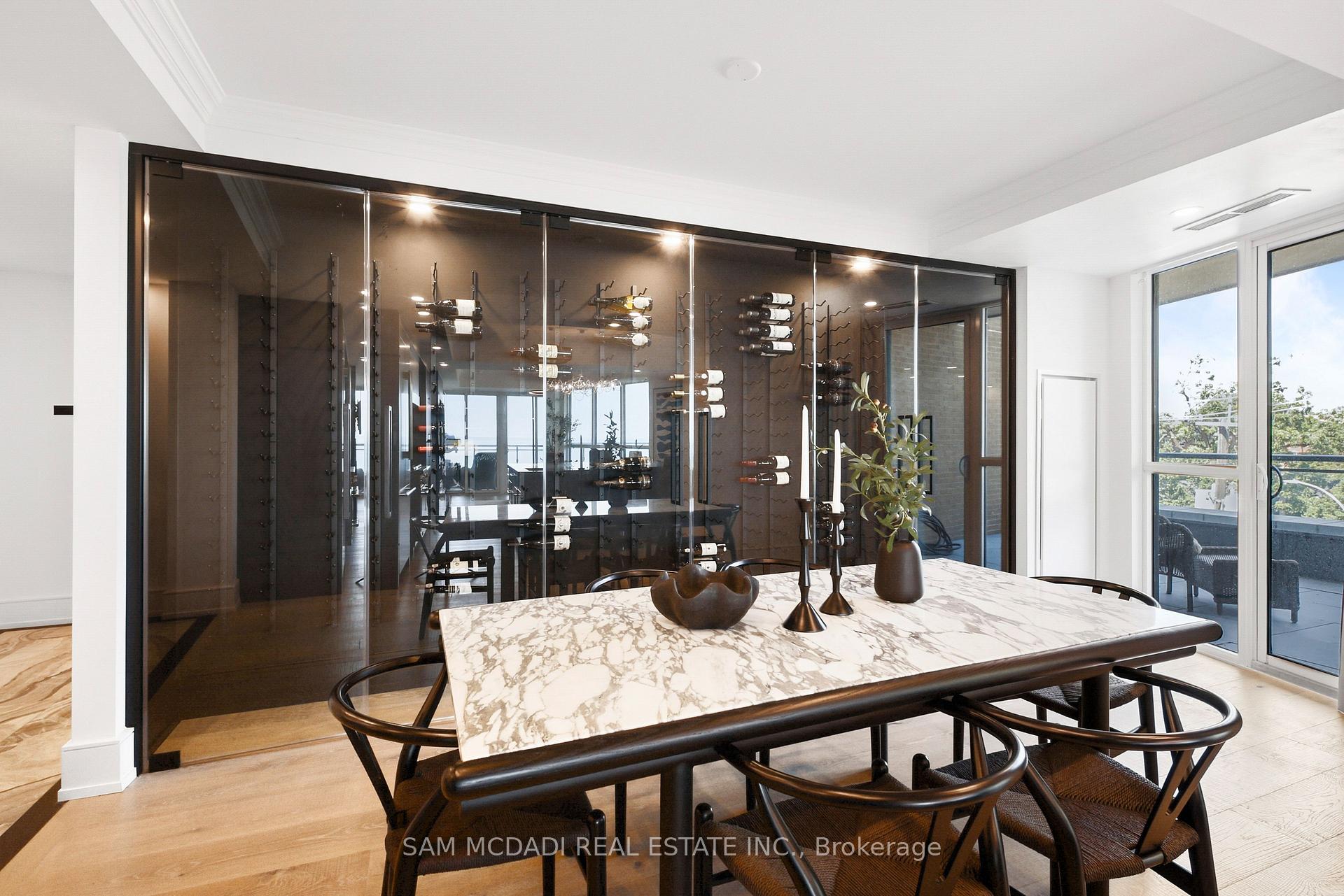 2060 Lakeshore Road 308