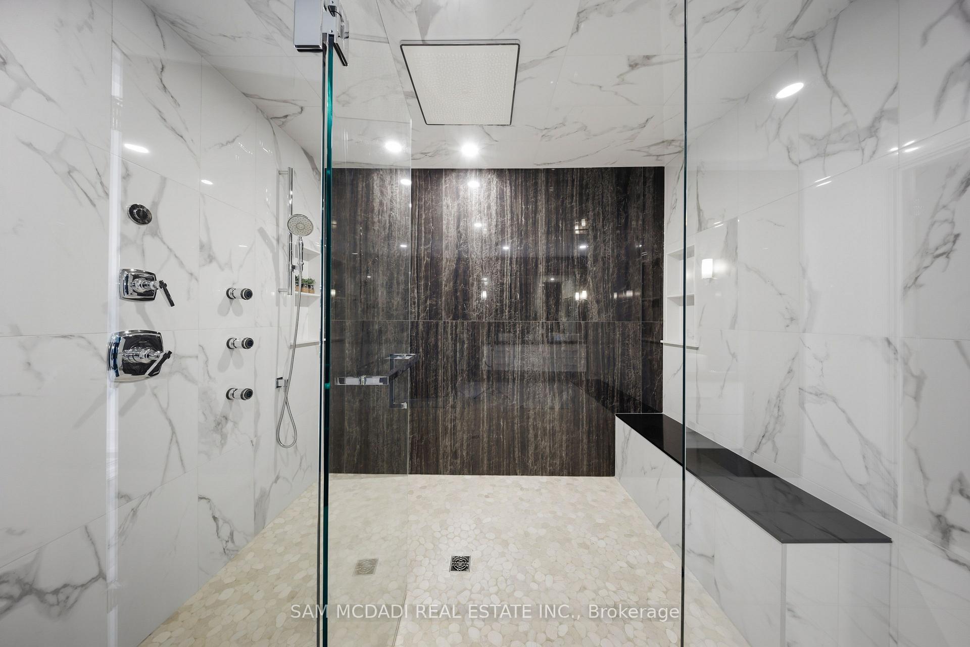 2060 Lakeshore Road 308