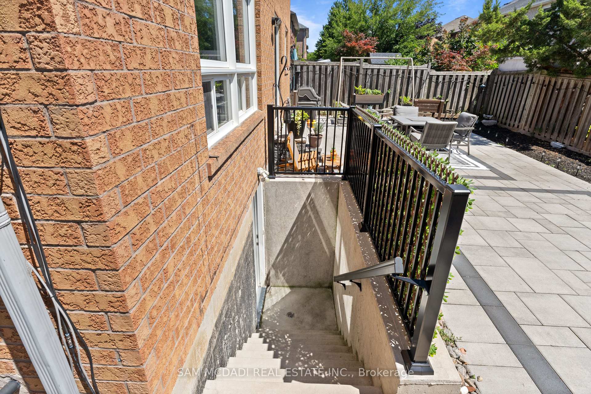 1220 Field Drive BSMT
