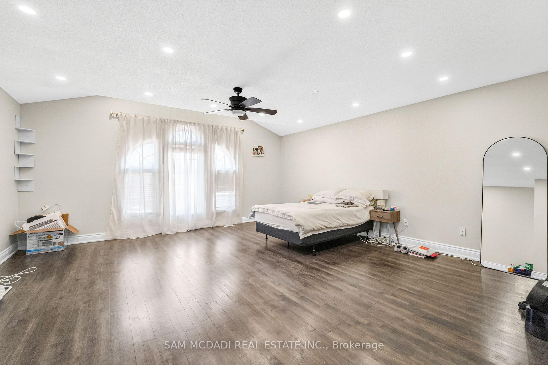 3191 Oakview Road