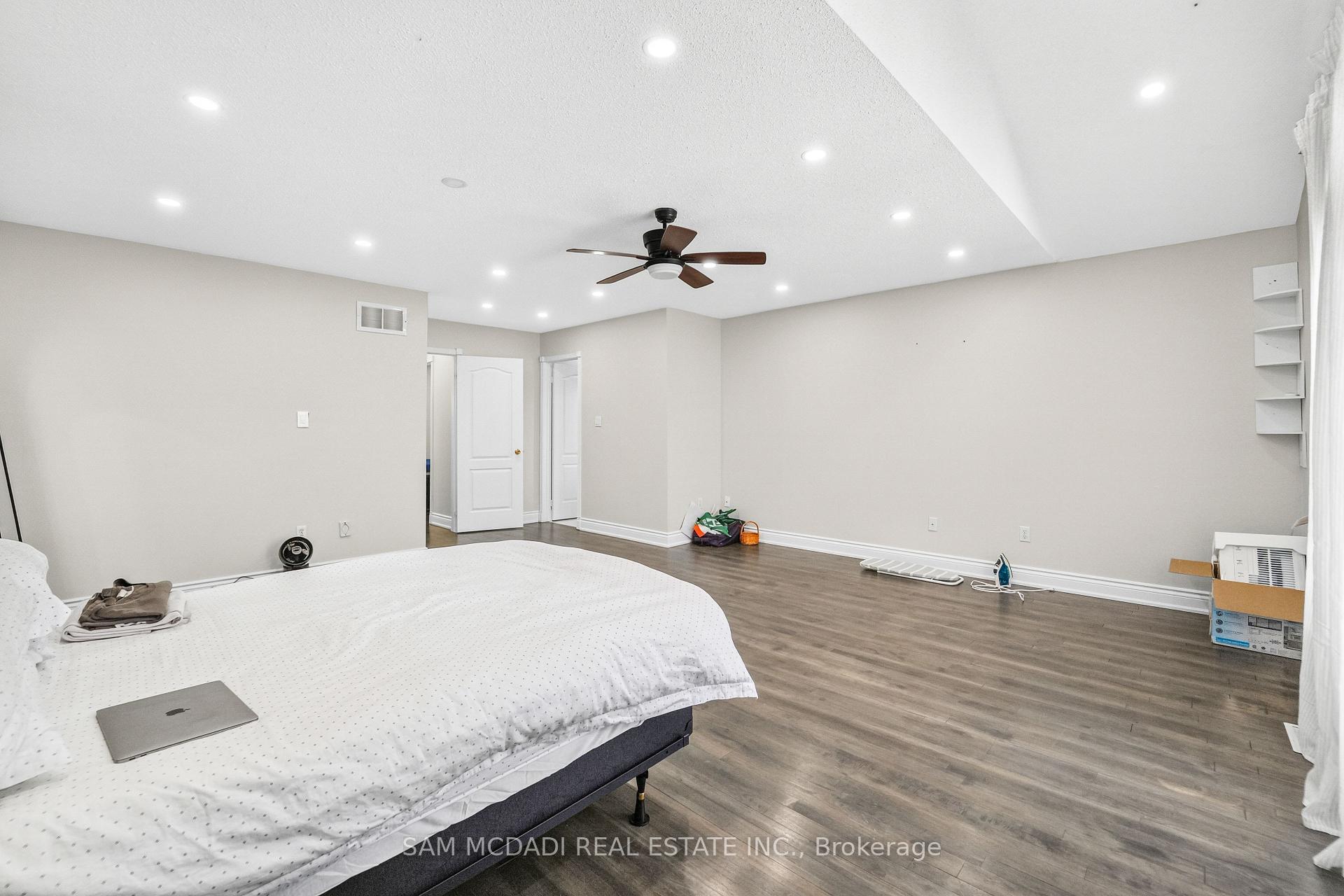3191 Oakview Road