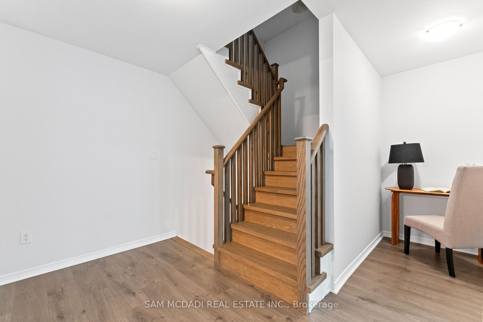 26 Applewood Lane 46, Toronto Unit: 46