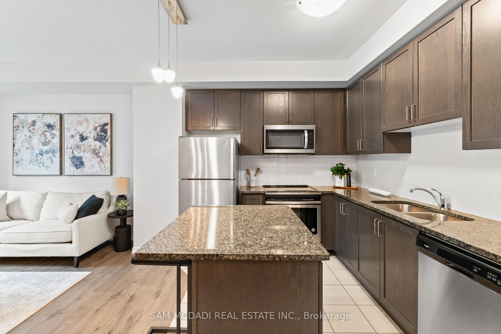 26 Applewood Lane 46, Toronto Unit: 46