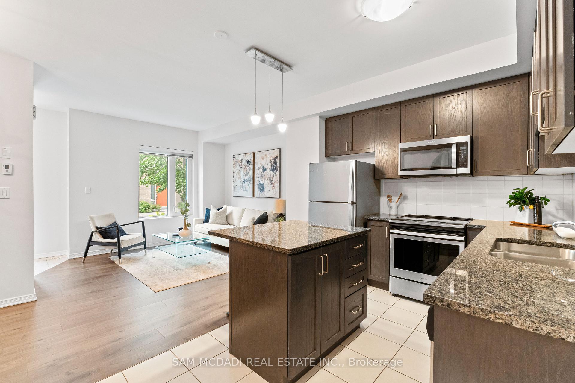 26 Applewood Lane 46, Toronto Unit: 46