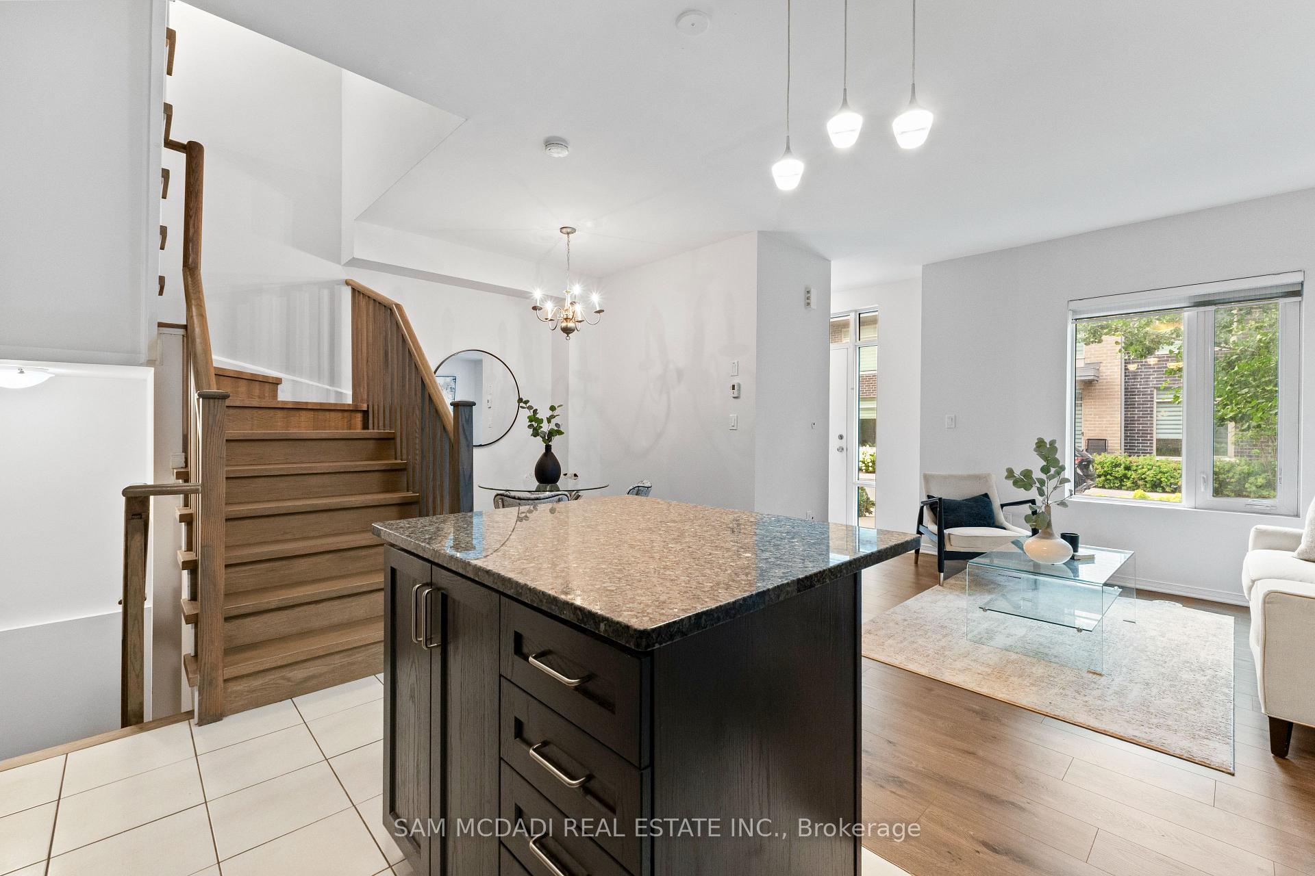26 Applewood Lane 46, Toronto Unit: 46