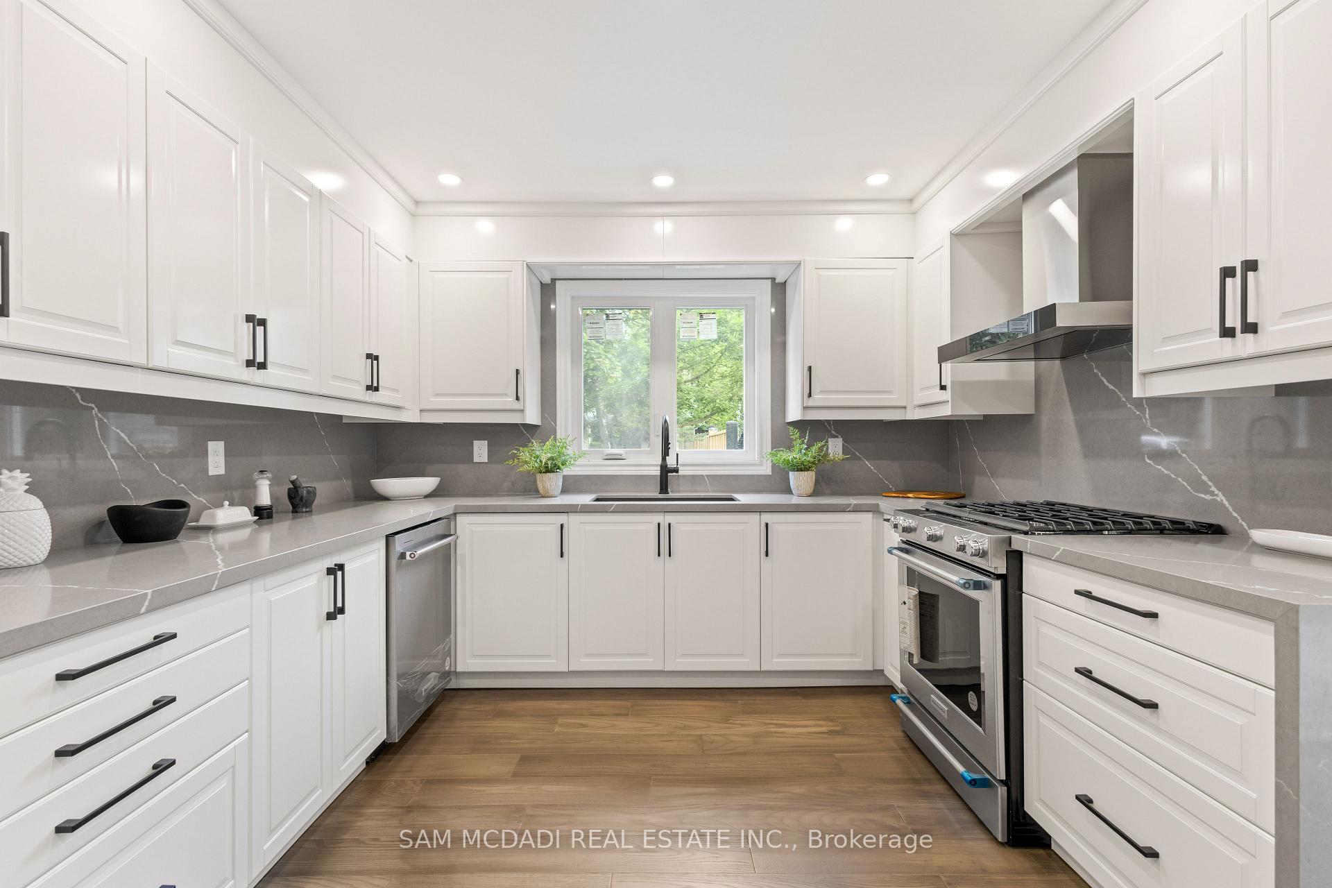 2535 Robin Drive