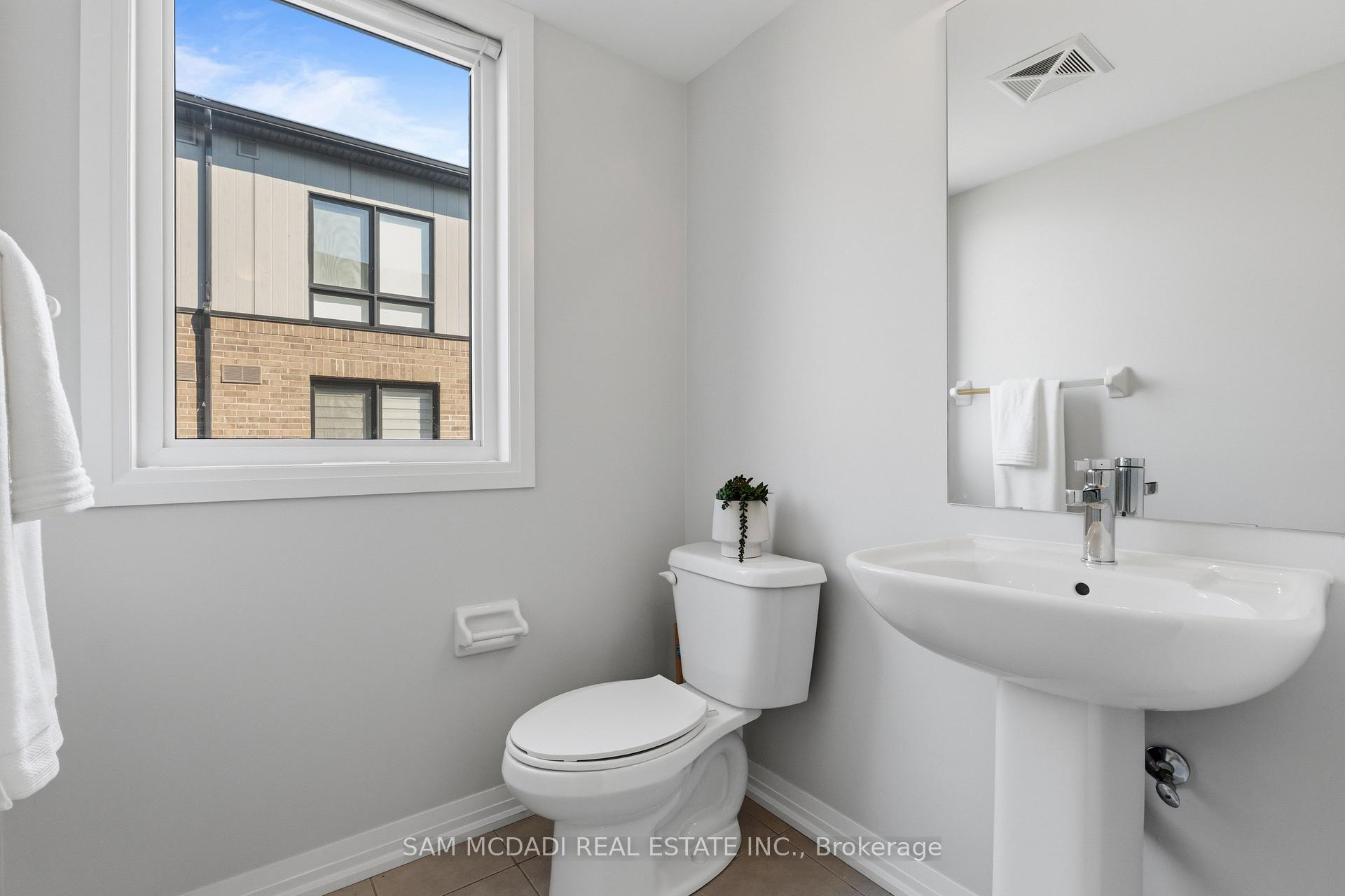 1208 Main Street E 201