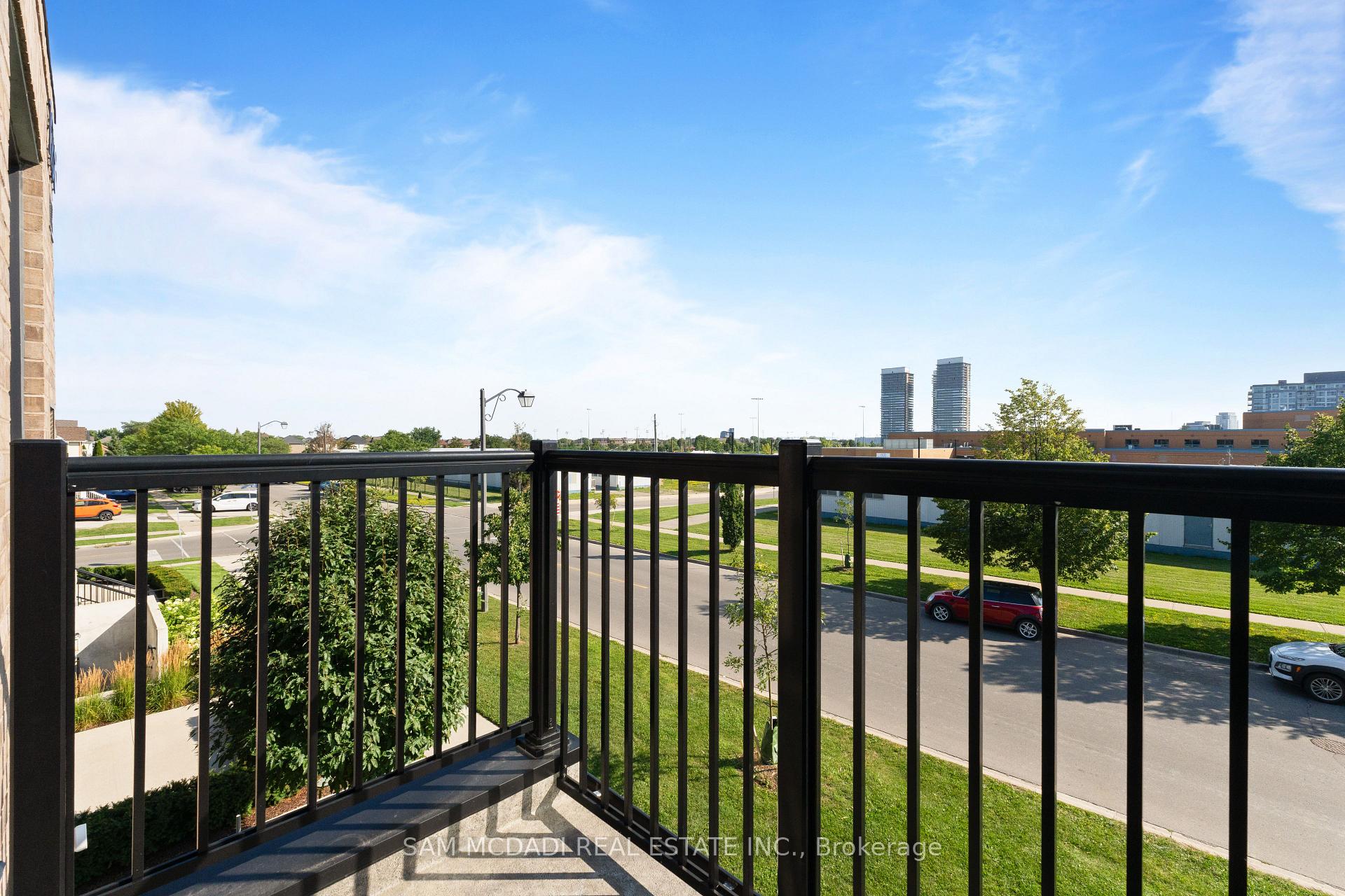 1208 Main Street E 201