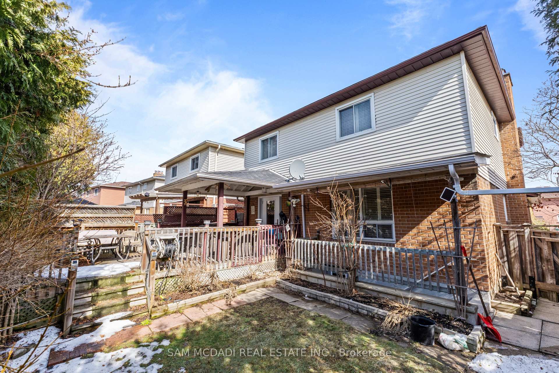 1004 Queensbridge Drive