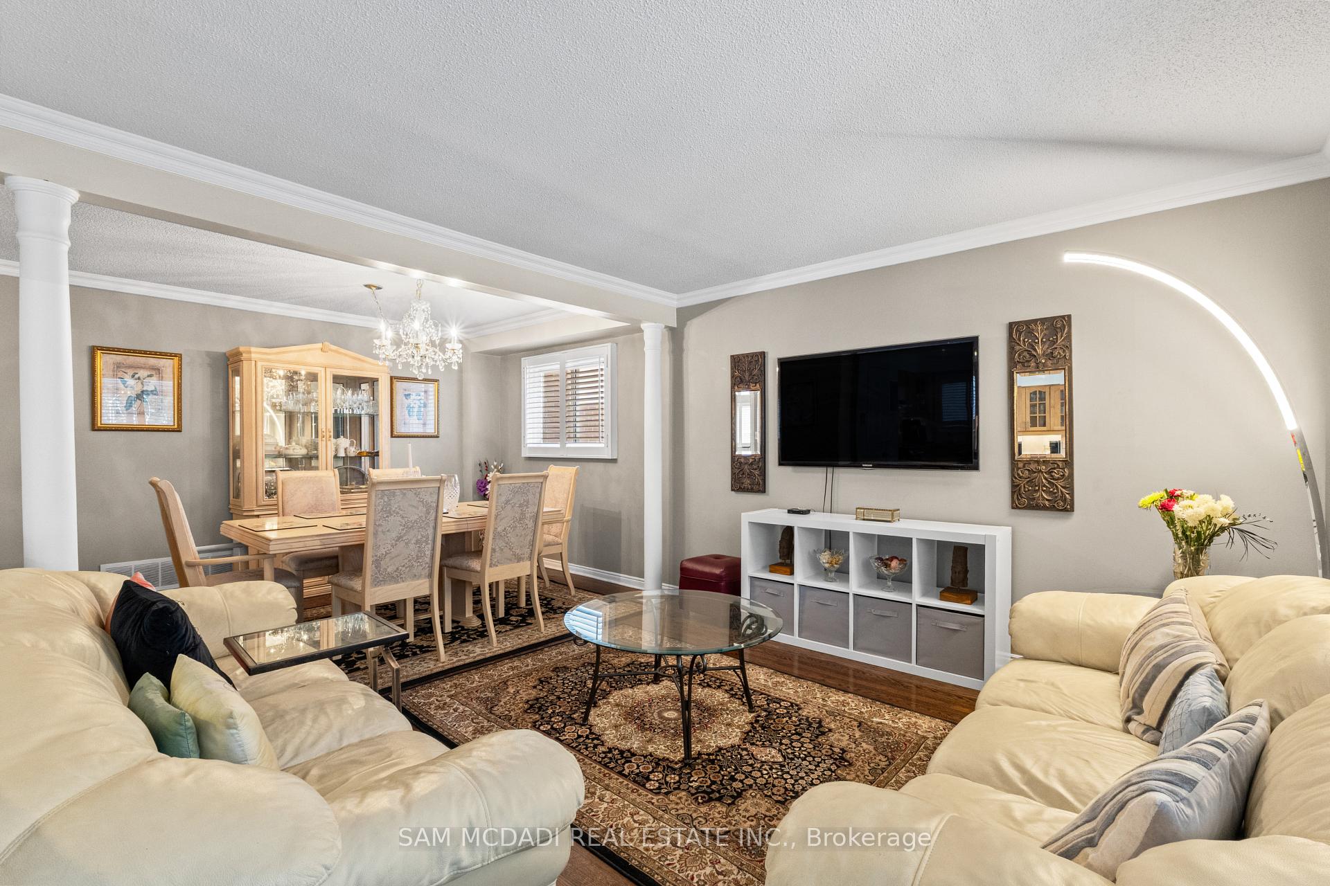 1004 Queensbridge Drive