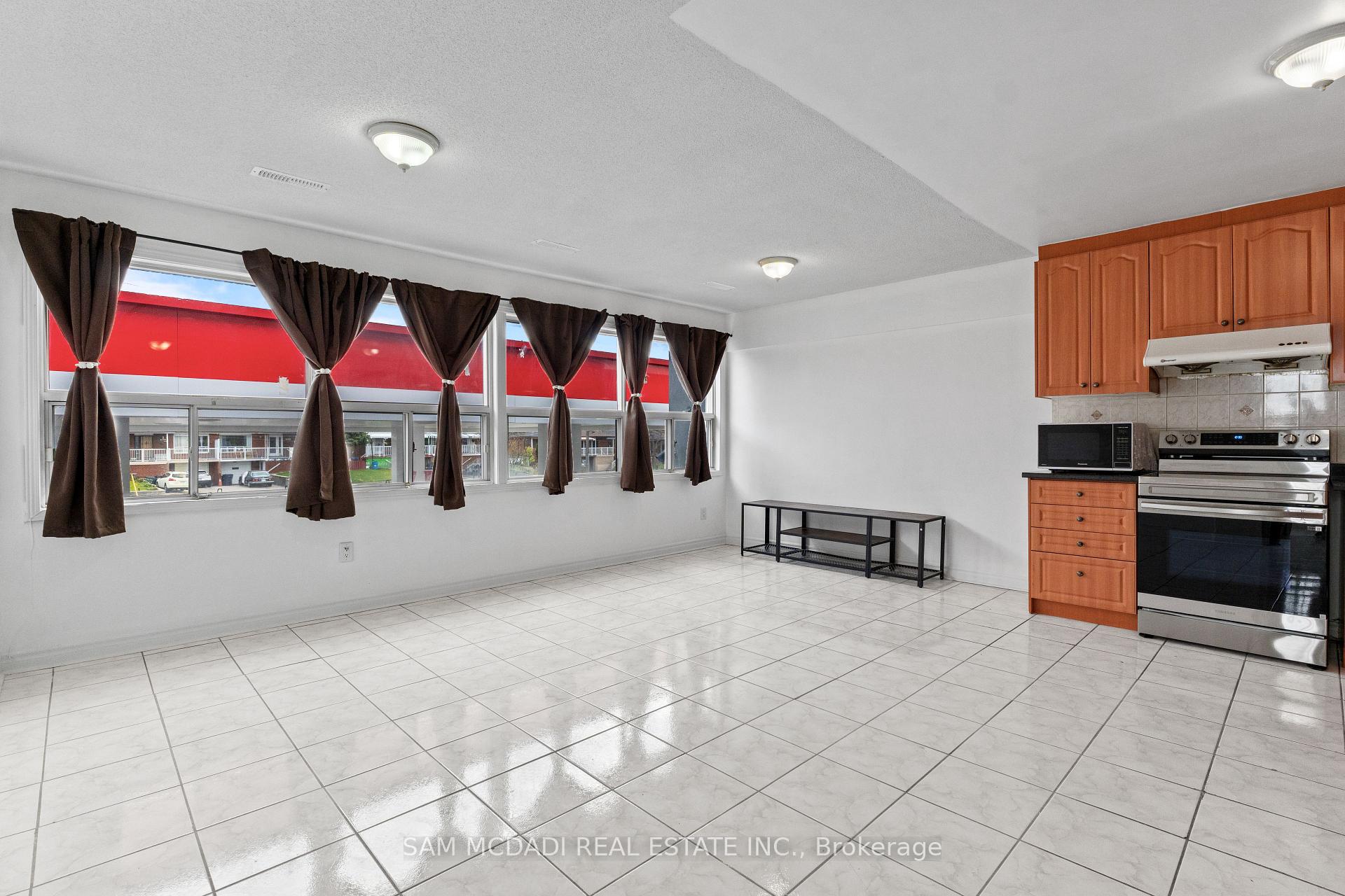 2922 Islington Avenue 3, Toronto Unit: 3