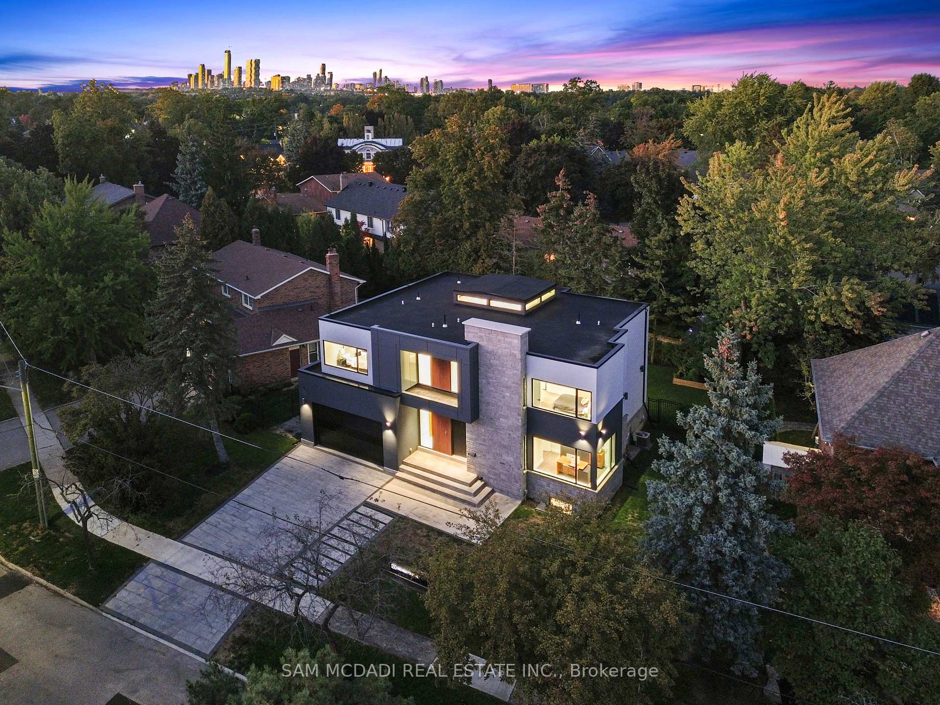 2075 Shawanaga Trail