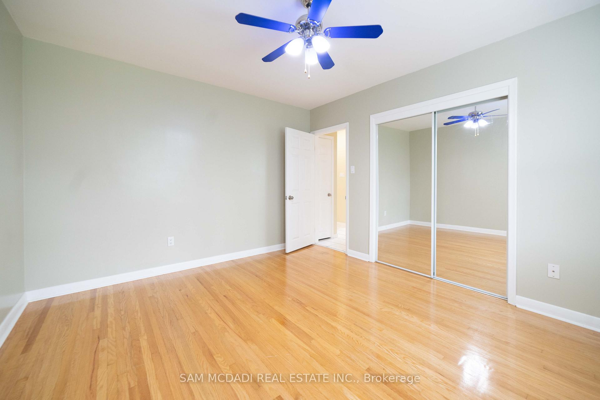 544 Sandmere Place Upper