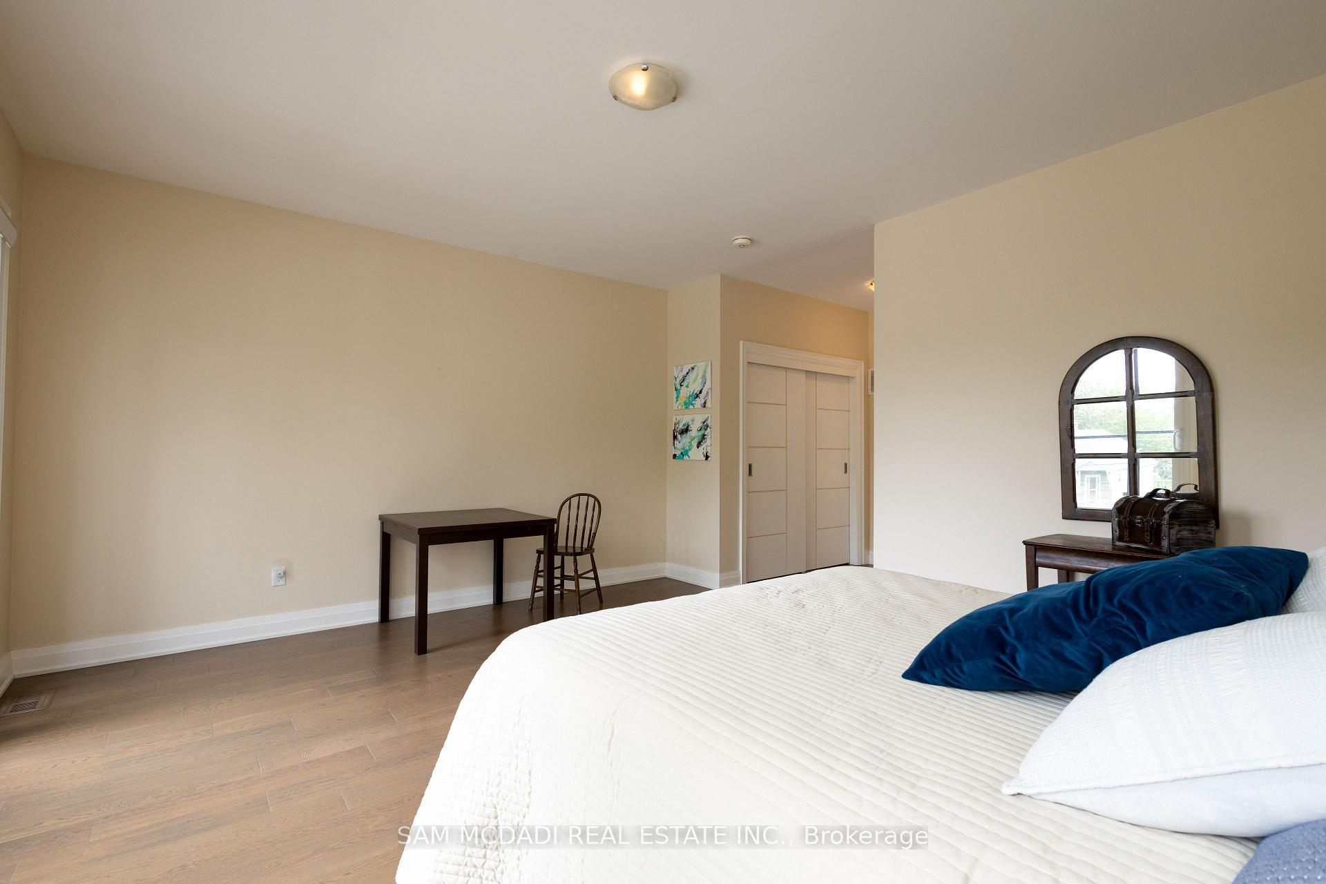 35A Broadview Avenue