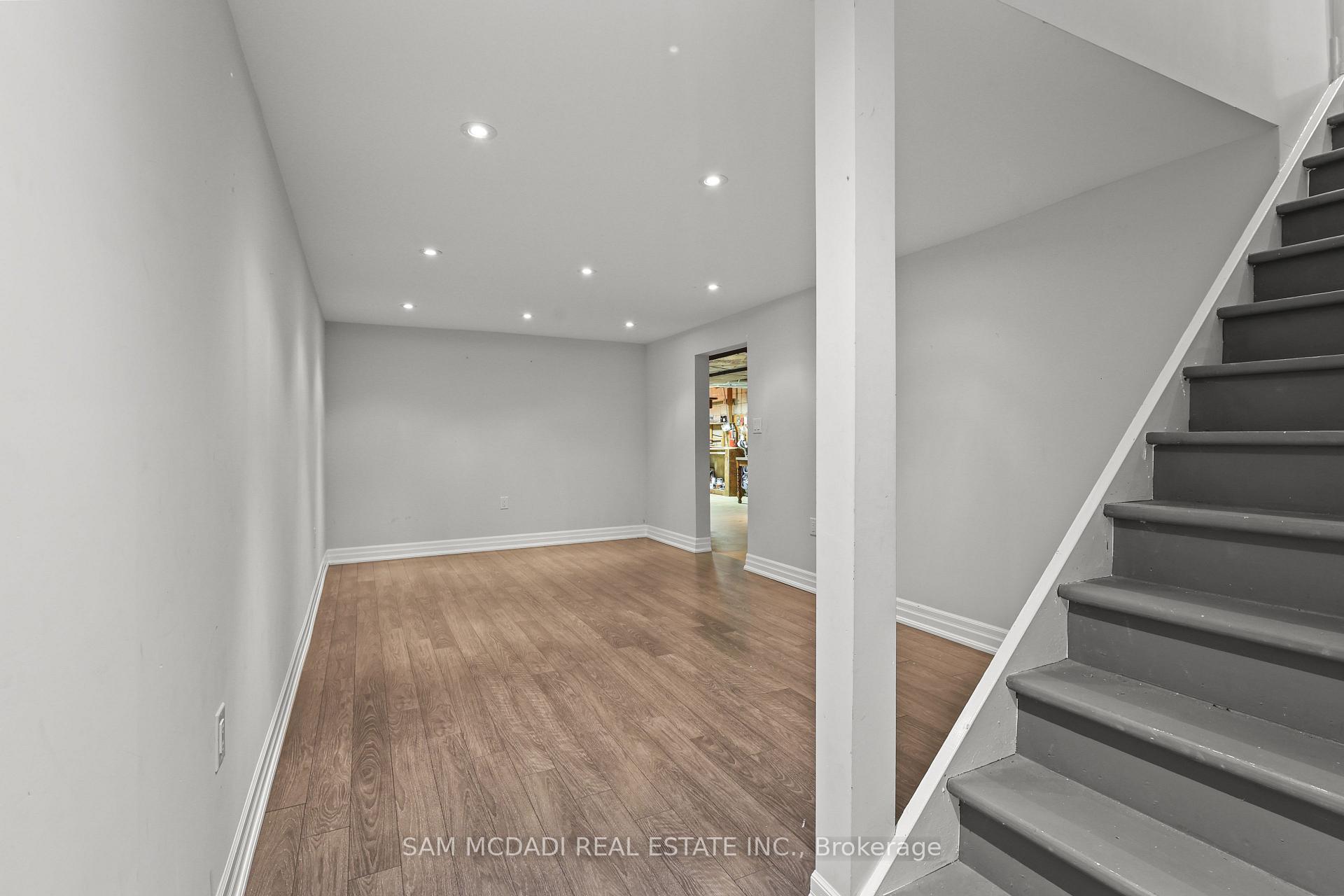 1449 Truscott Drive