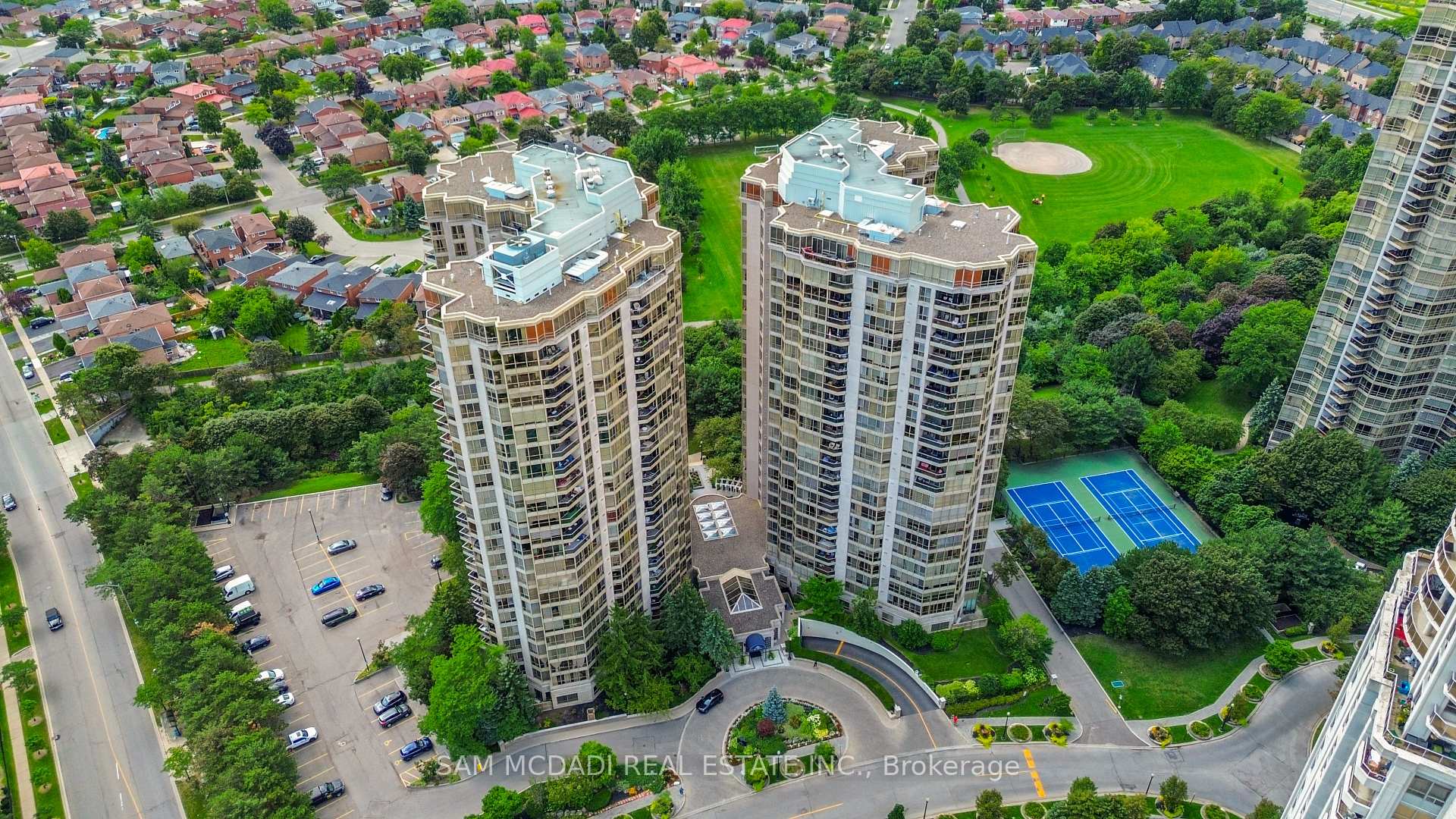 55 Kingsbridge Garden Circle 2305