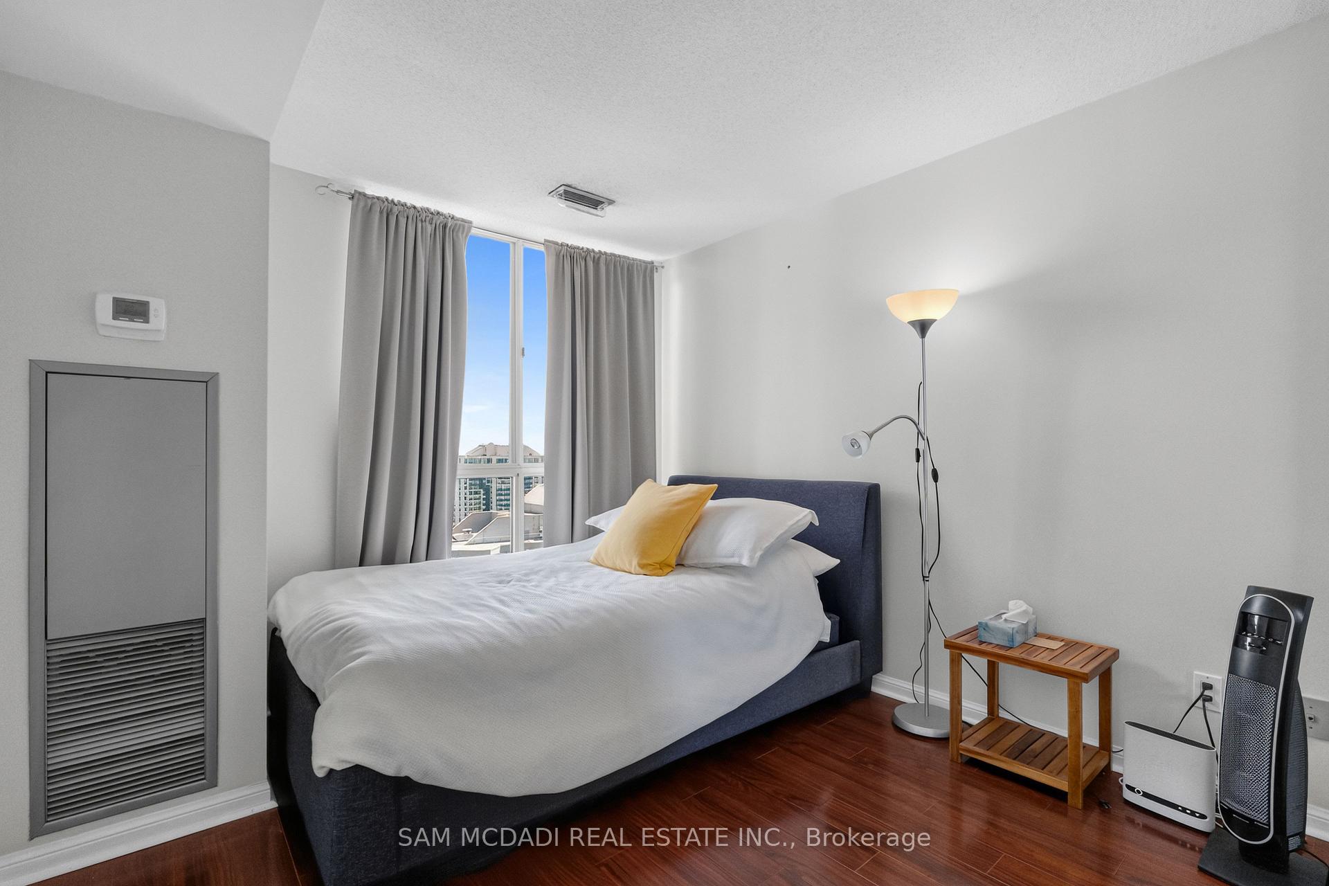 55 Kingsbridge Garden Circle 2305