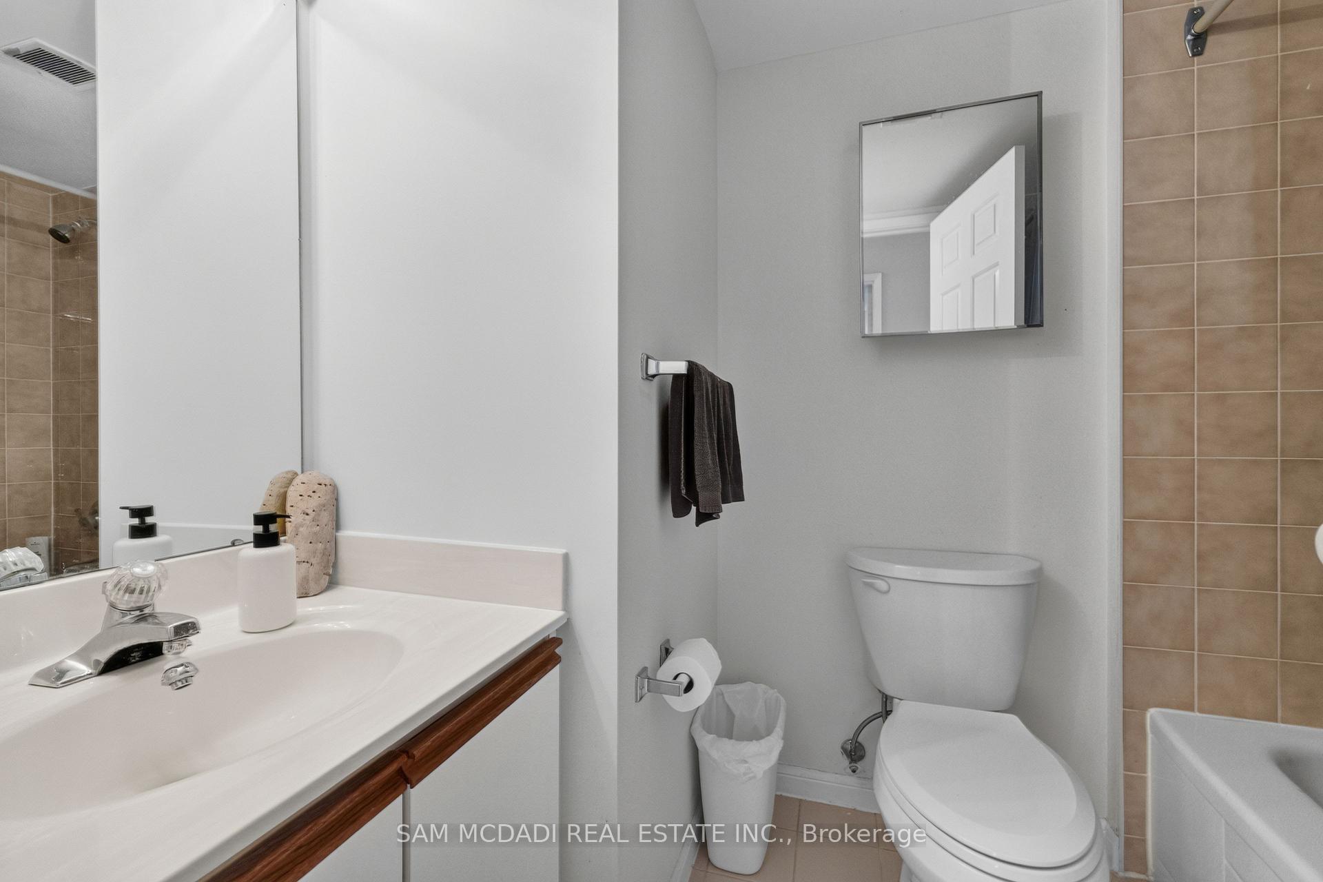 55 Kingsbridge Garden Circle 2305