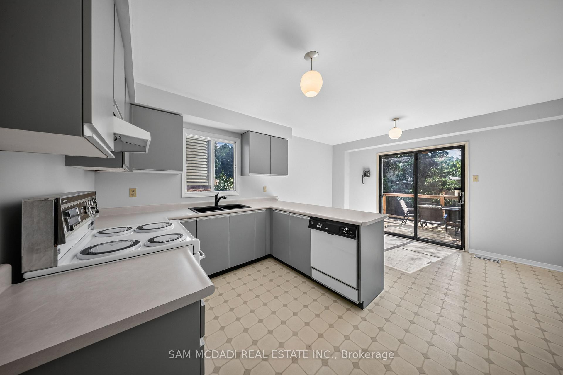 6200 Prairie Circle