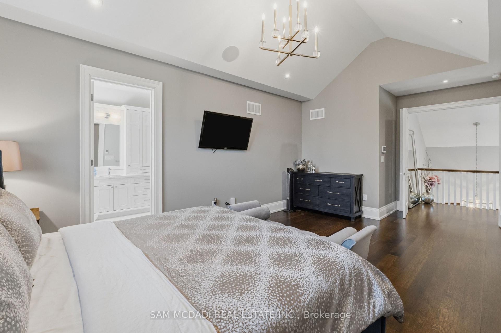 36 Veronica Drive