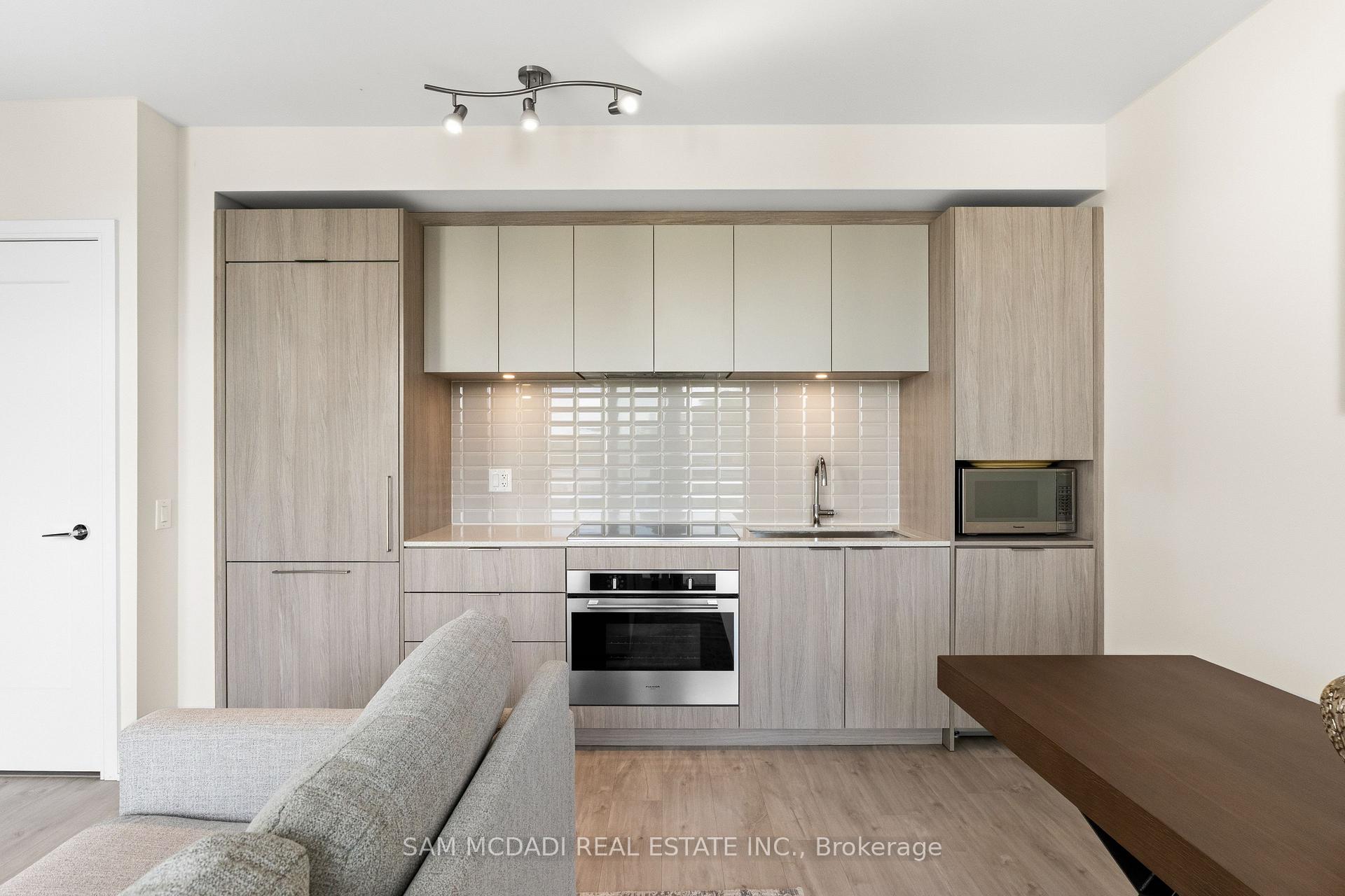 70 Annie Craig Drive 414, Toronto Unit: 414