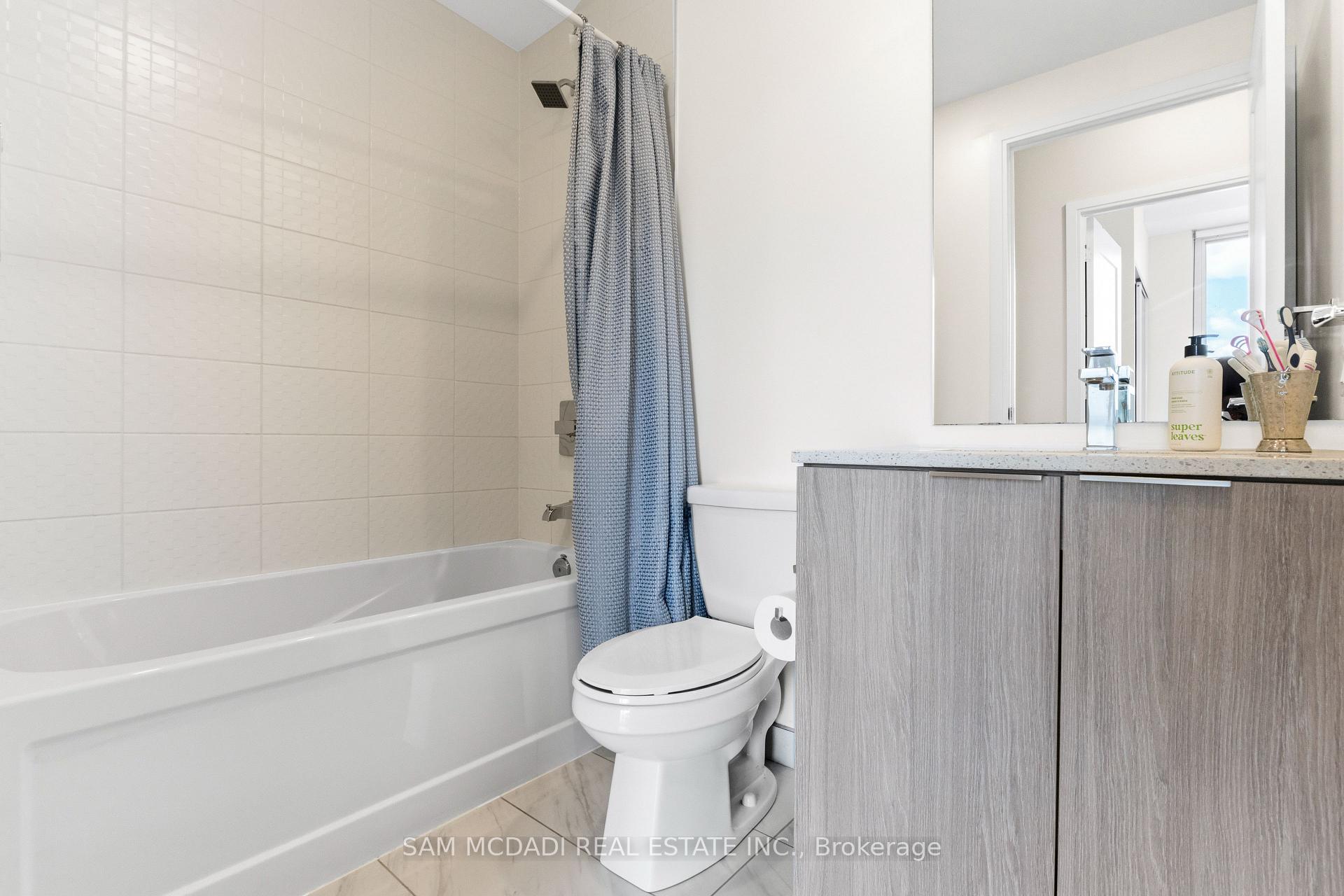 70 Annie Craig Drive 414, Toronto Unit: 414