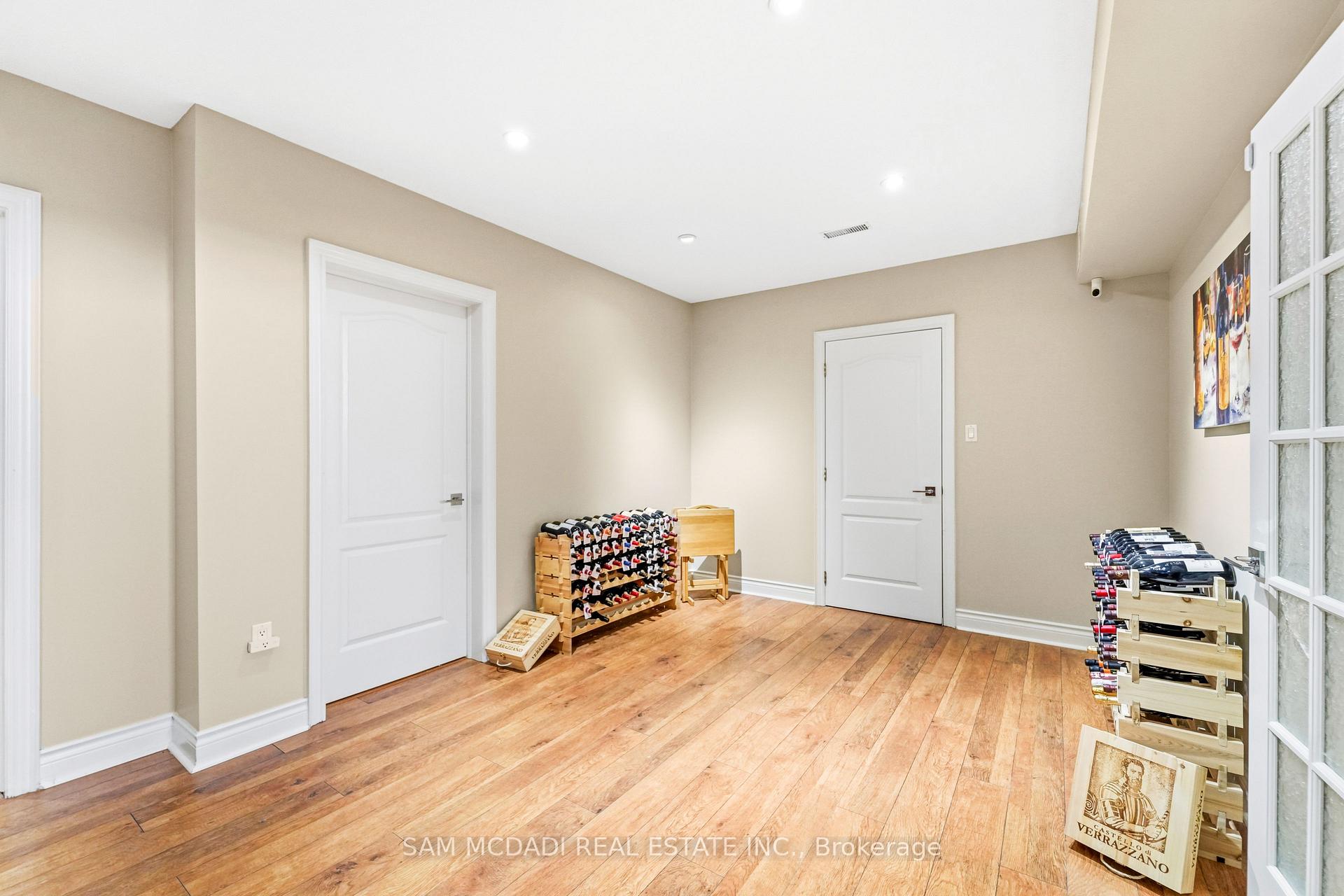 527 Meadow Wood Road