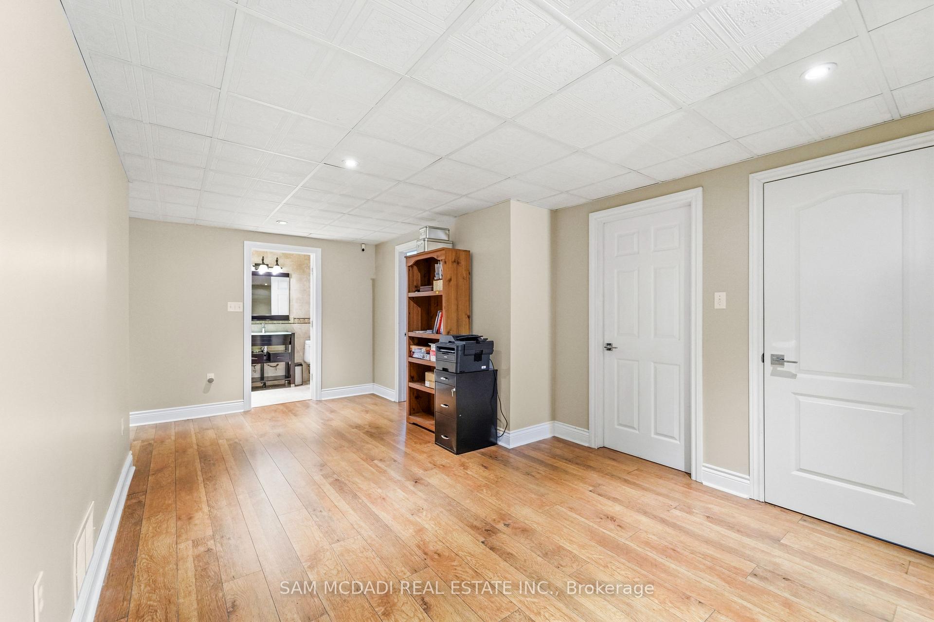 527 Meadow Wood Road