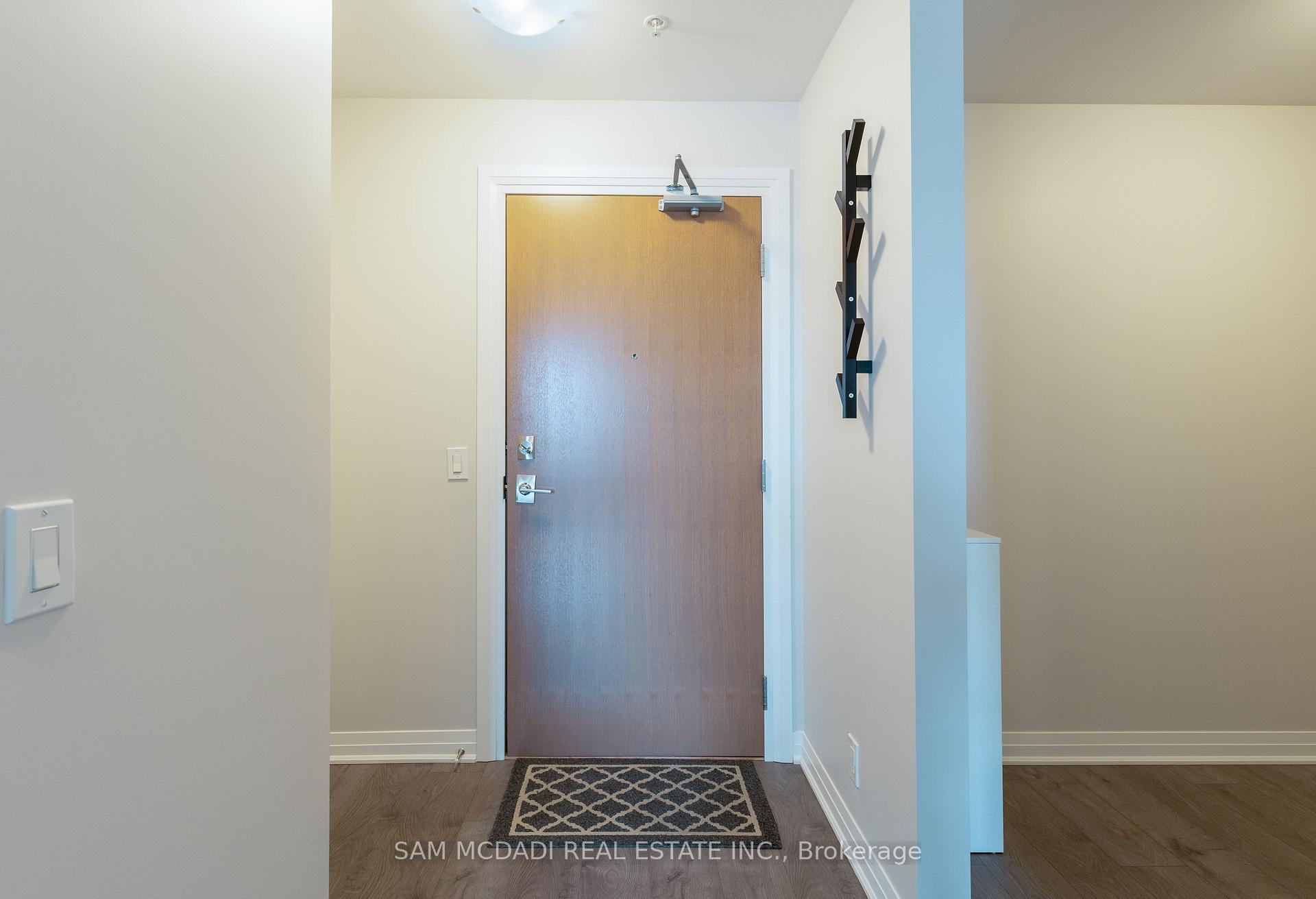 1105 Leger Way 319